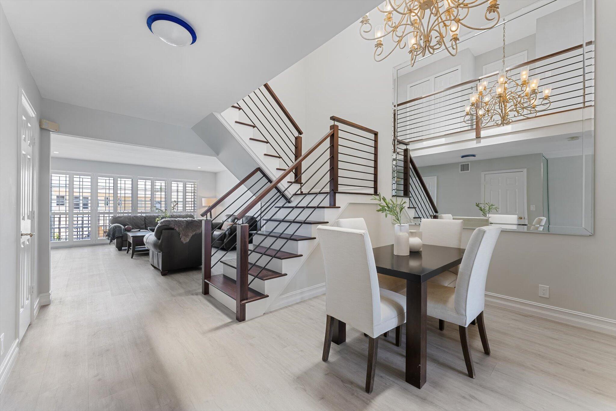 1194 Hillsboro Mile 31