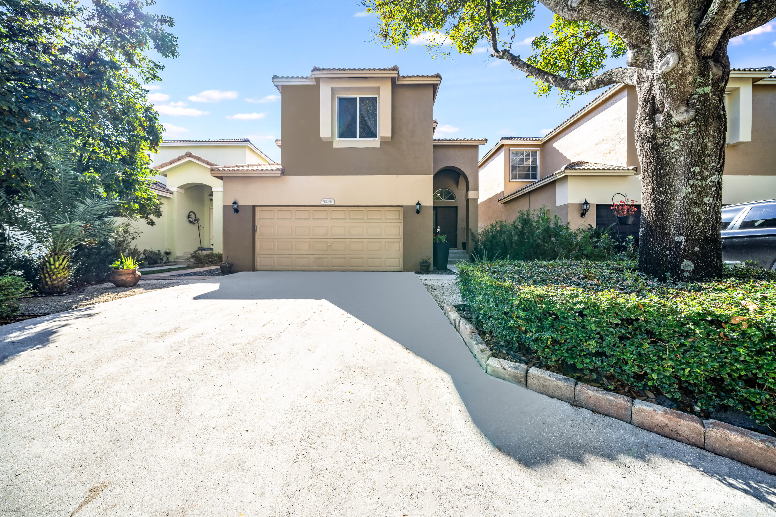 5236 Eagle Cay Way