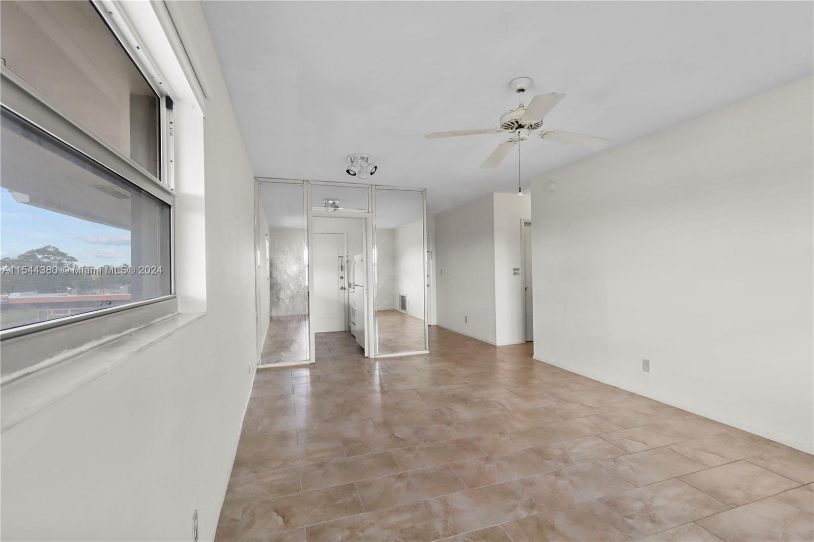 1480 E Sample Road 311