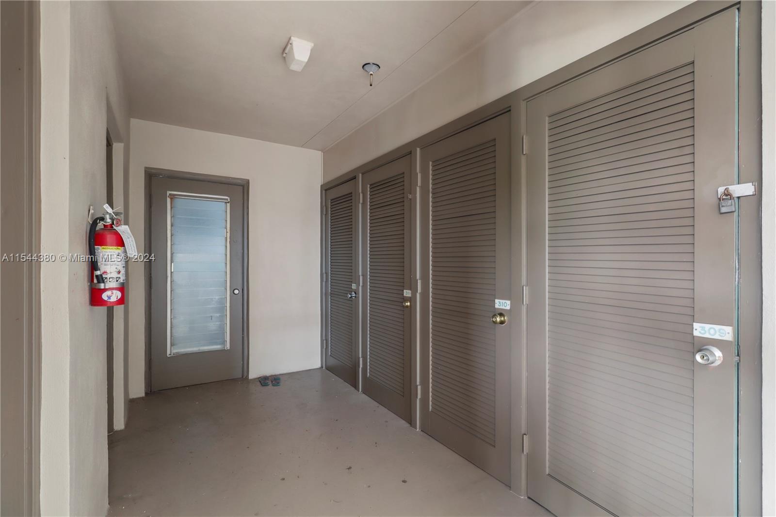 1480 E Sample Road 311