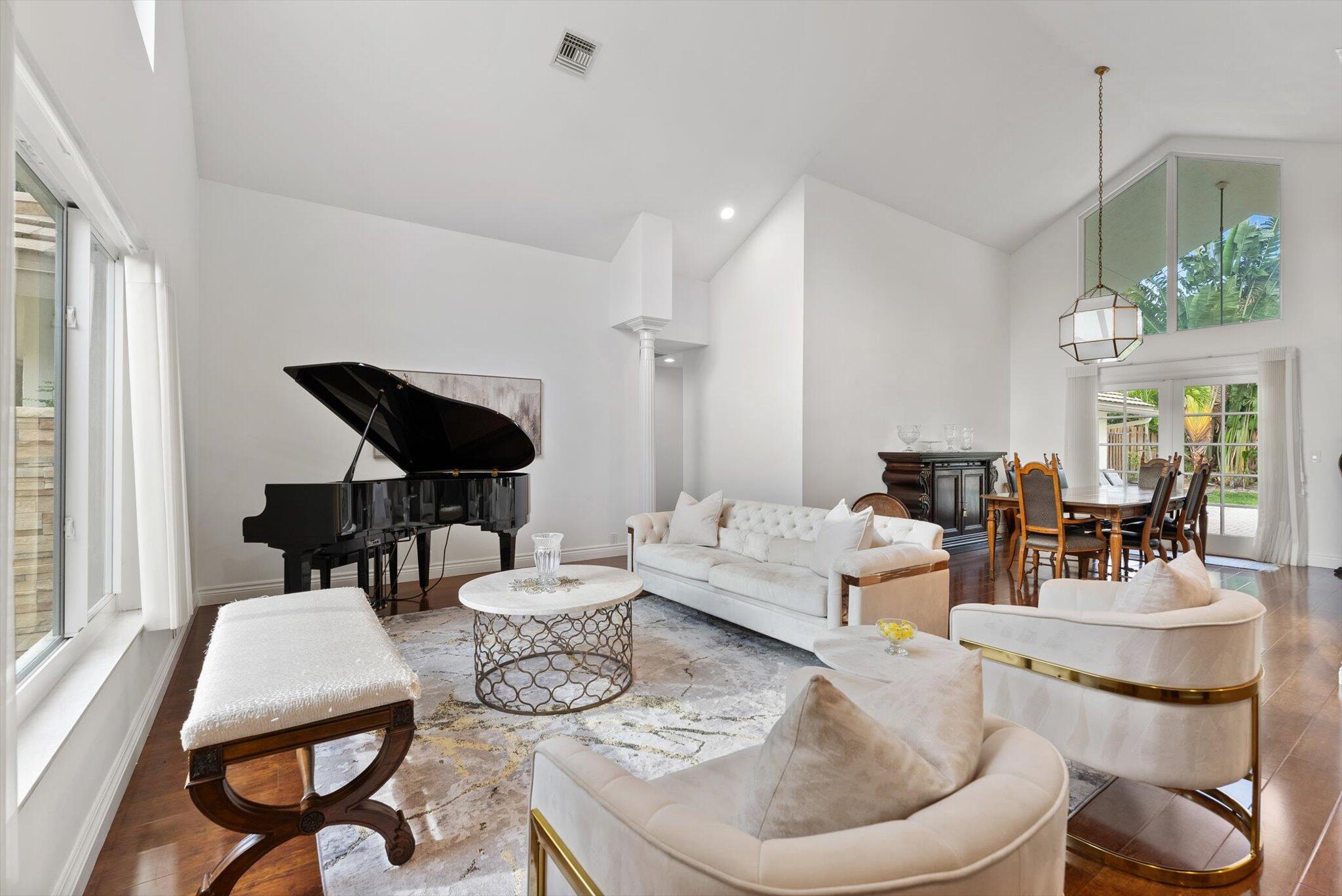 4320 Saint Charles Way