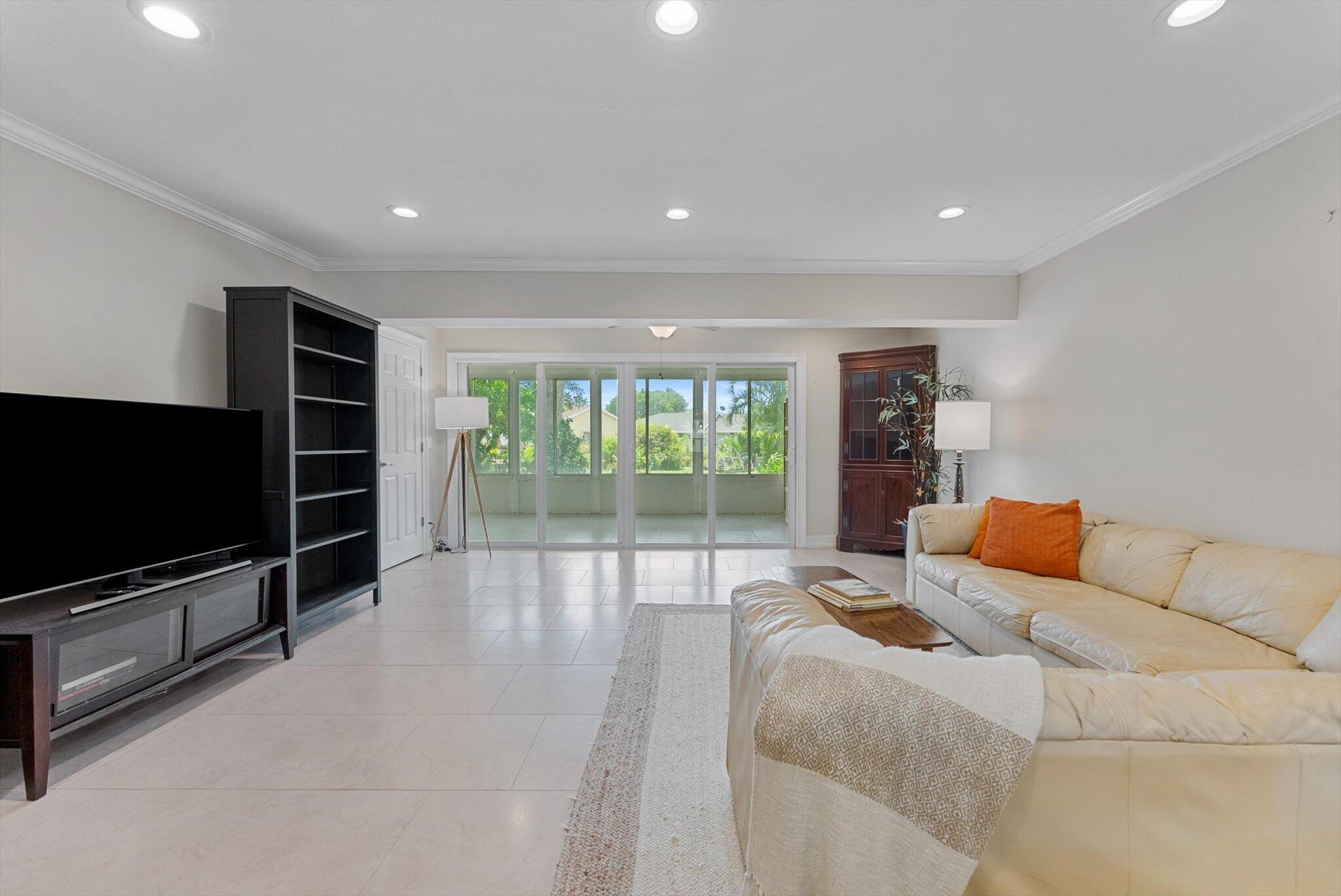 1860 NW 13th Street 103