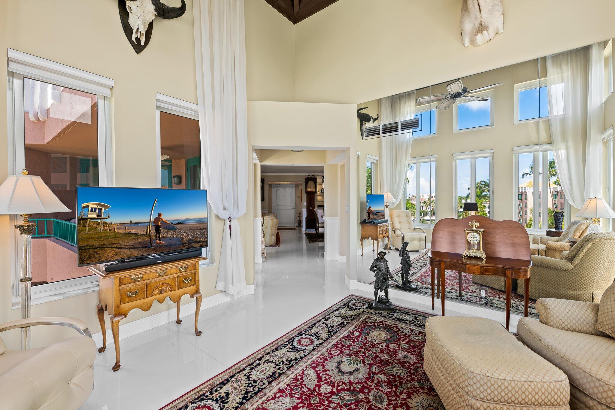 140 SE 5th Avenue Ph45