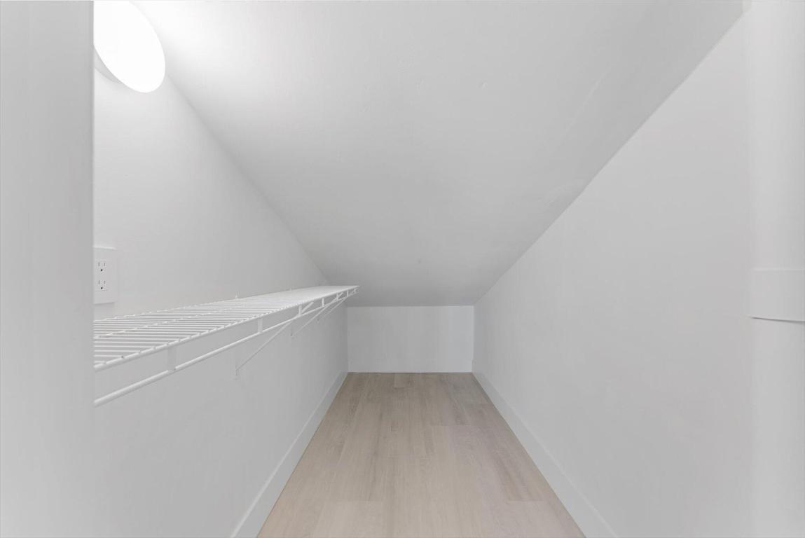 1013 Bel Air Drive 1