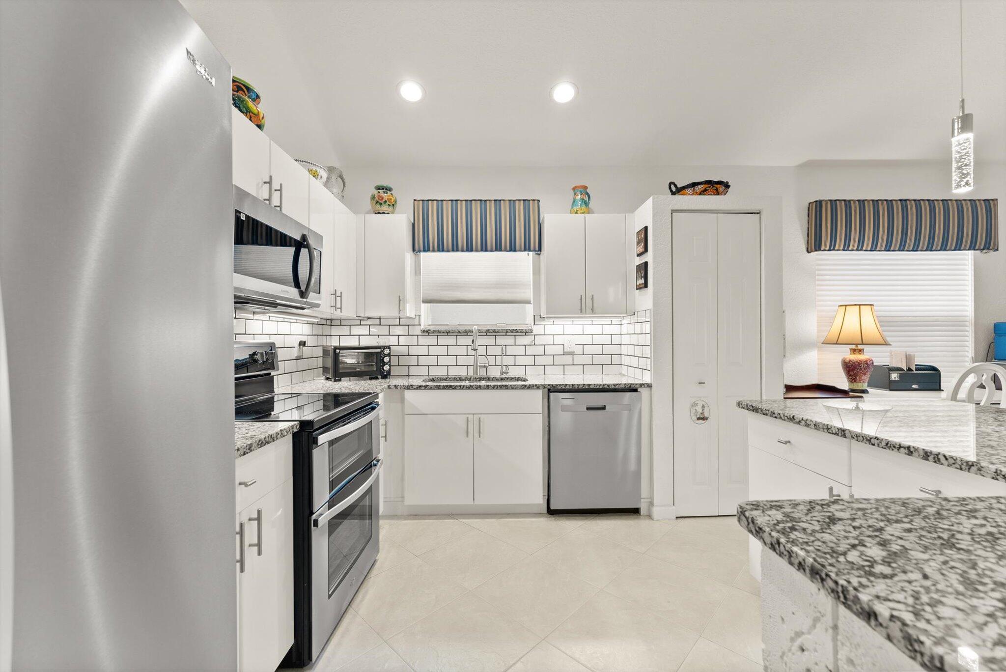 10434 Utopia Circle E