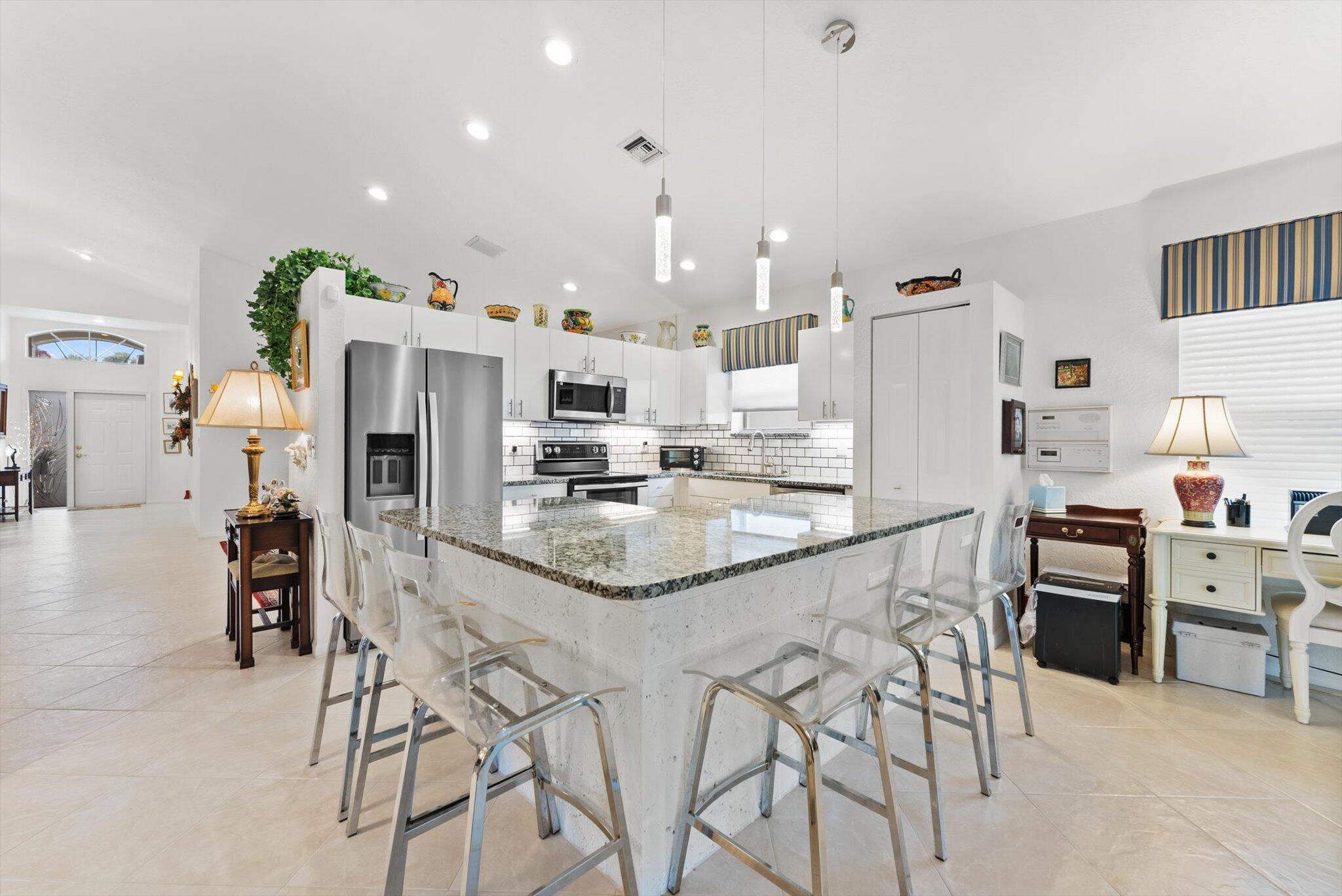 10434 Utopia Circle E