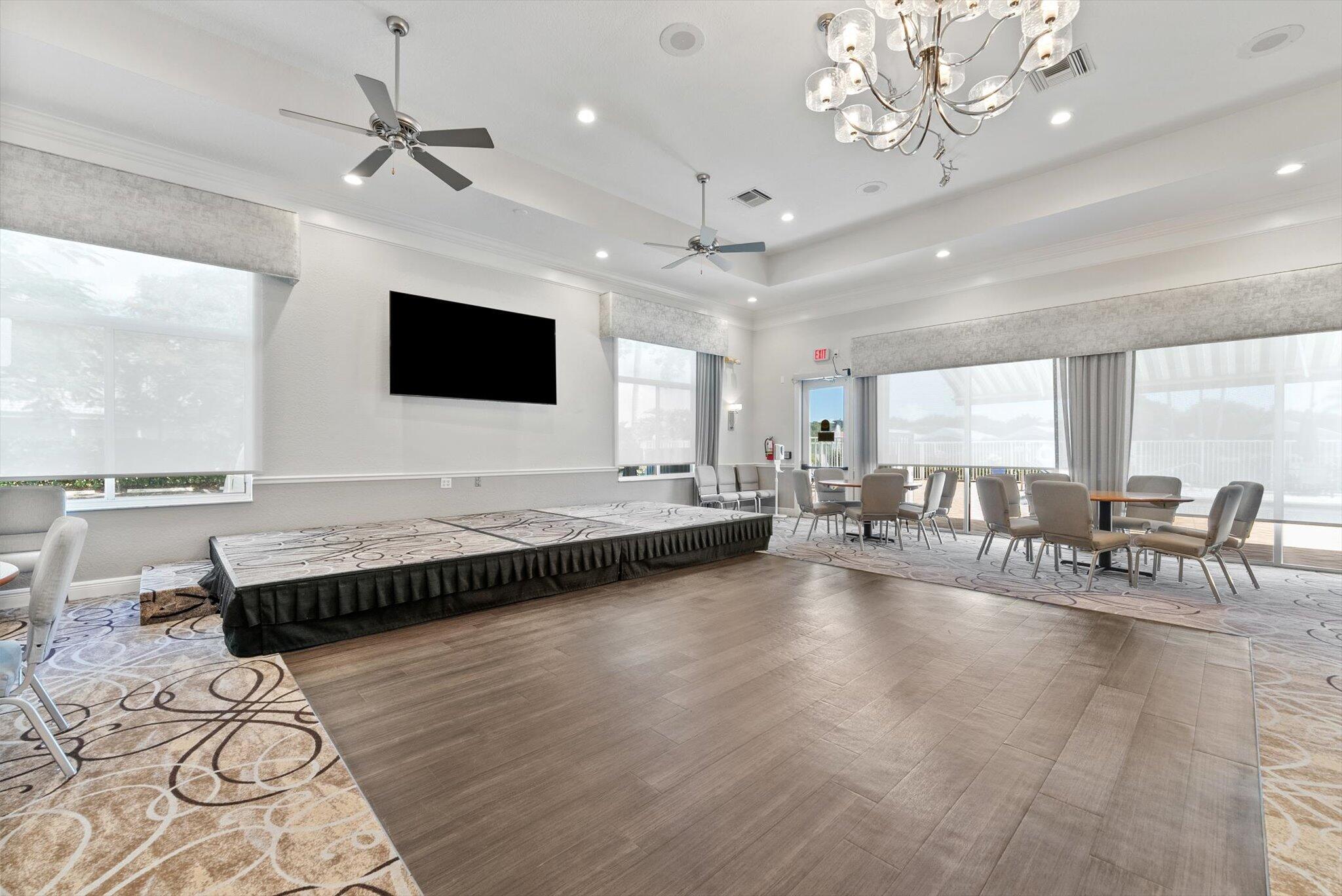 10434 Utopia Circle E