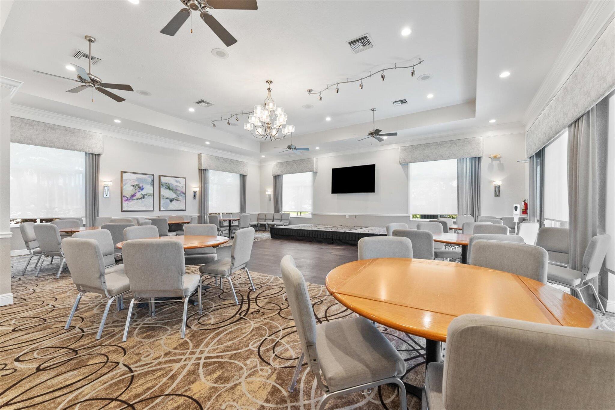 10434 Utopia Circle E