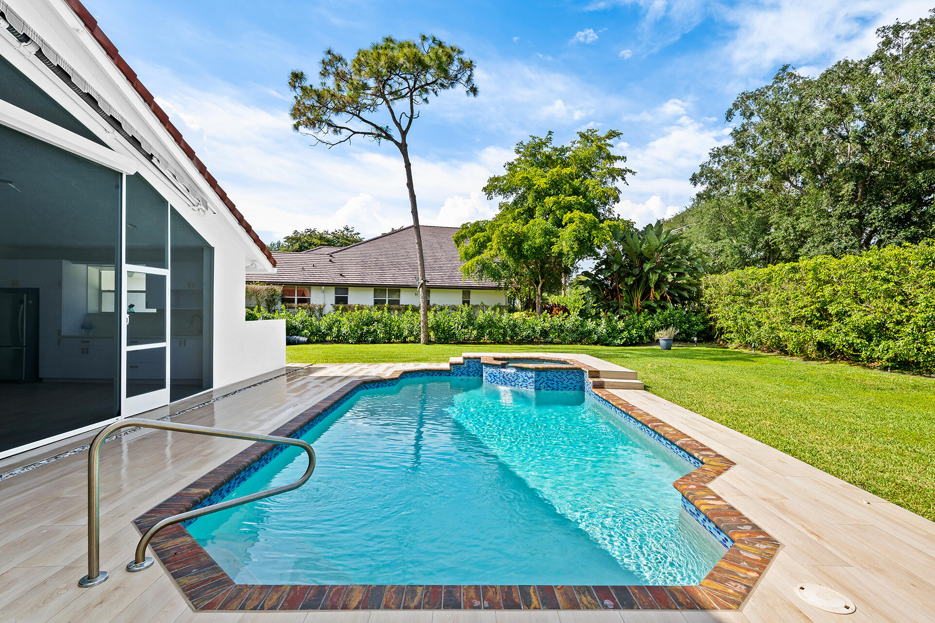 4515 NW 24th Terrace