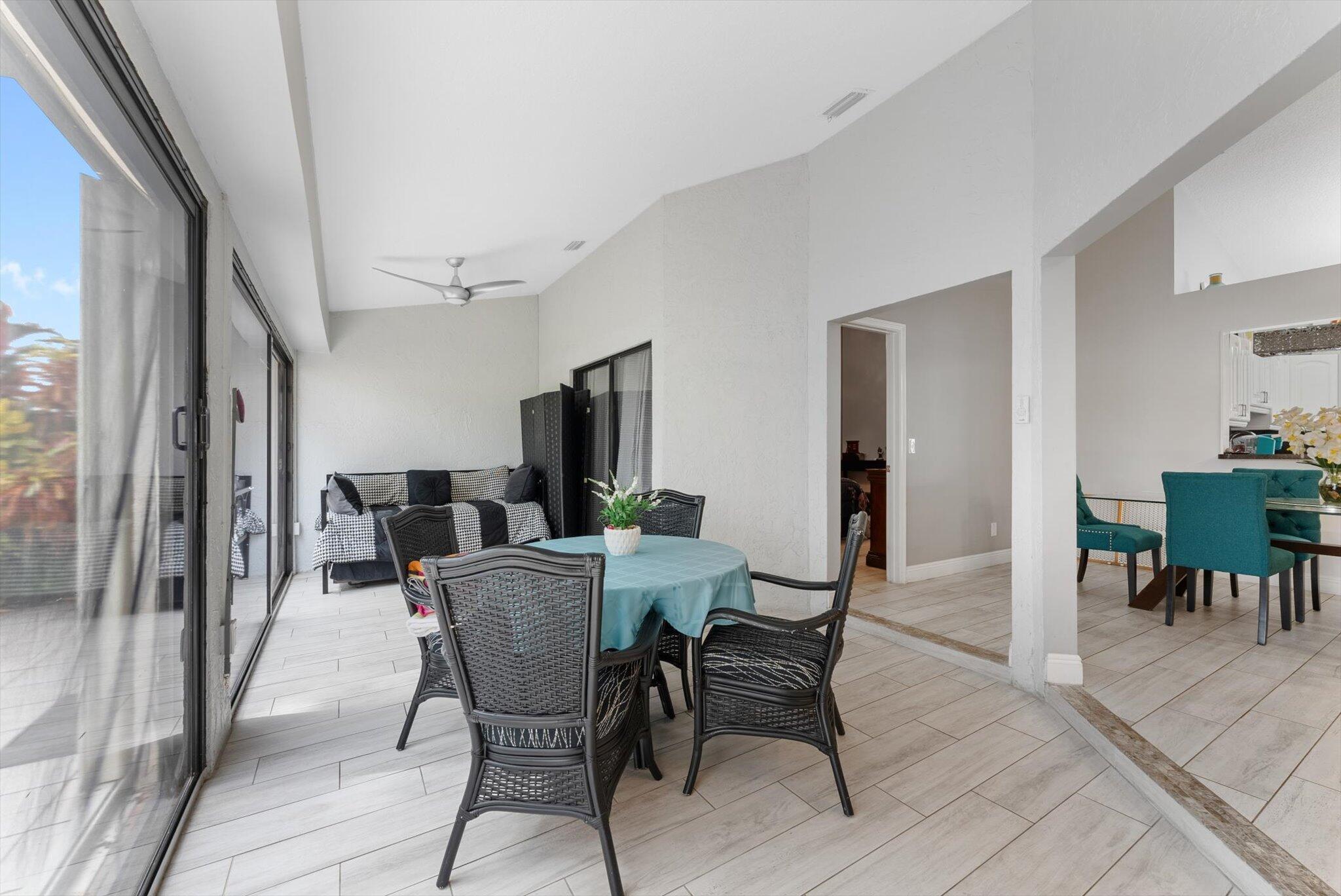 5862 Parkwalk Circle W
