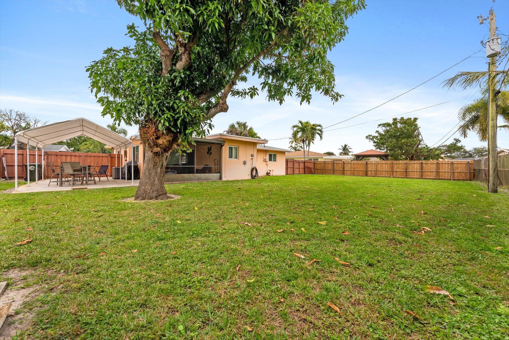 4440 NW 10th Street