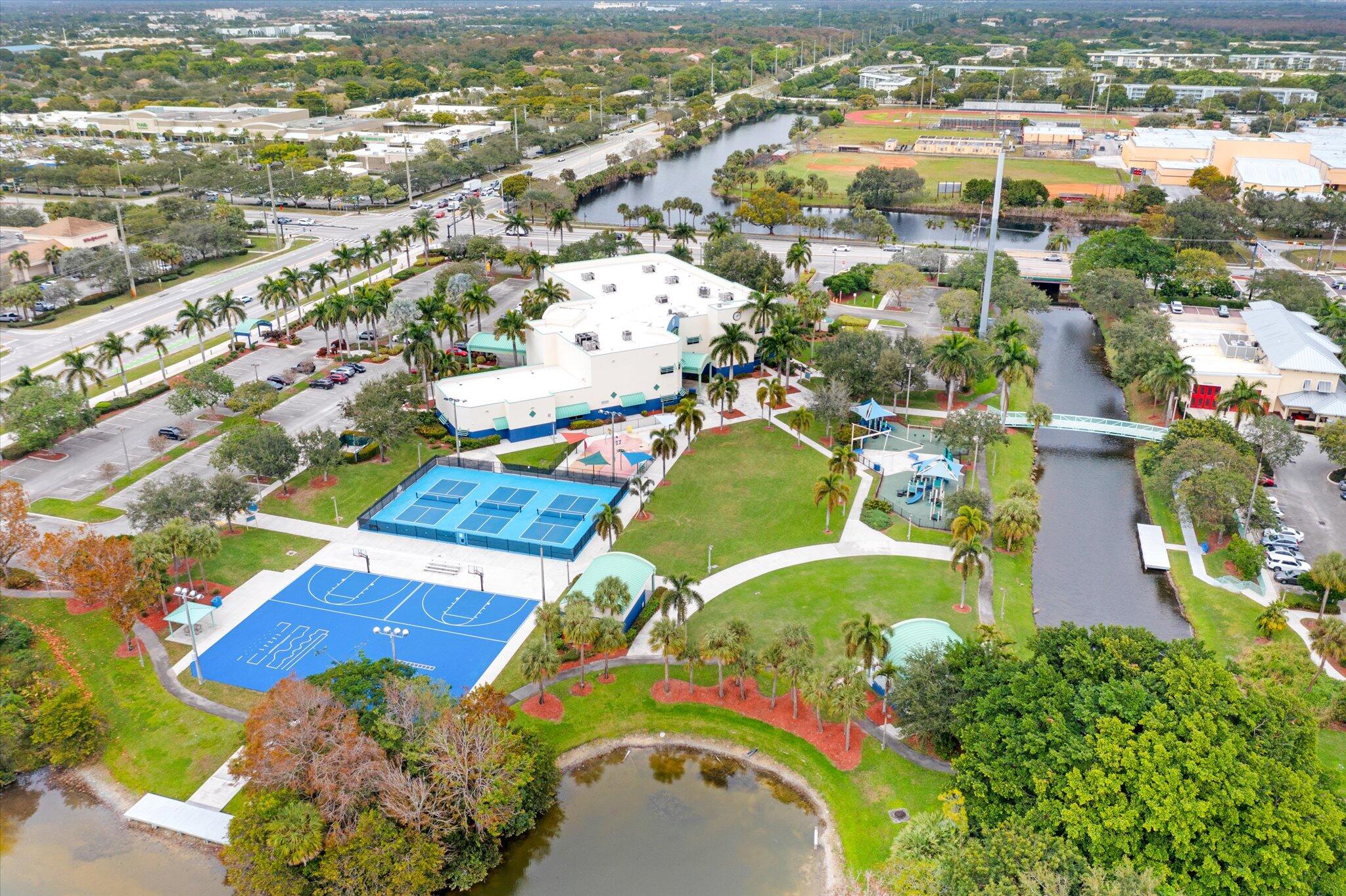4440 NW 10th Street