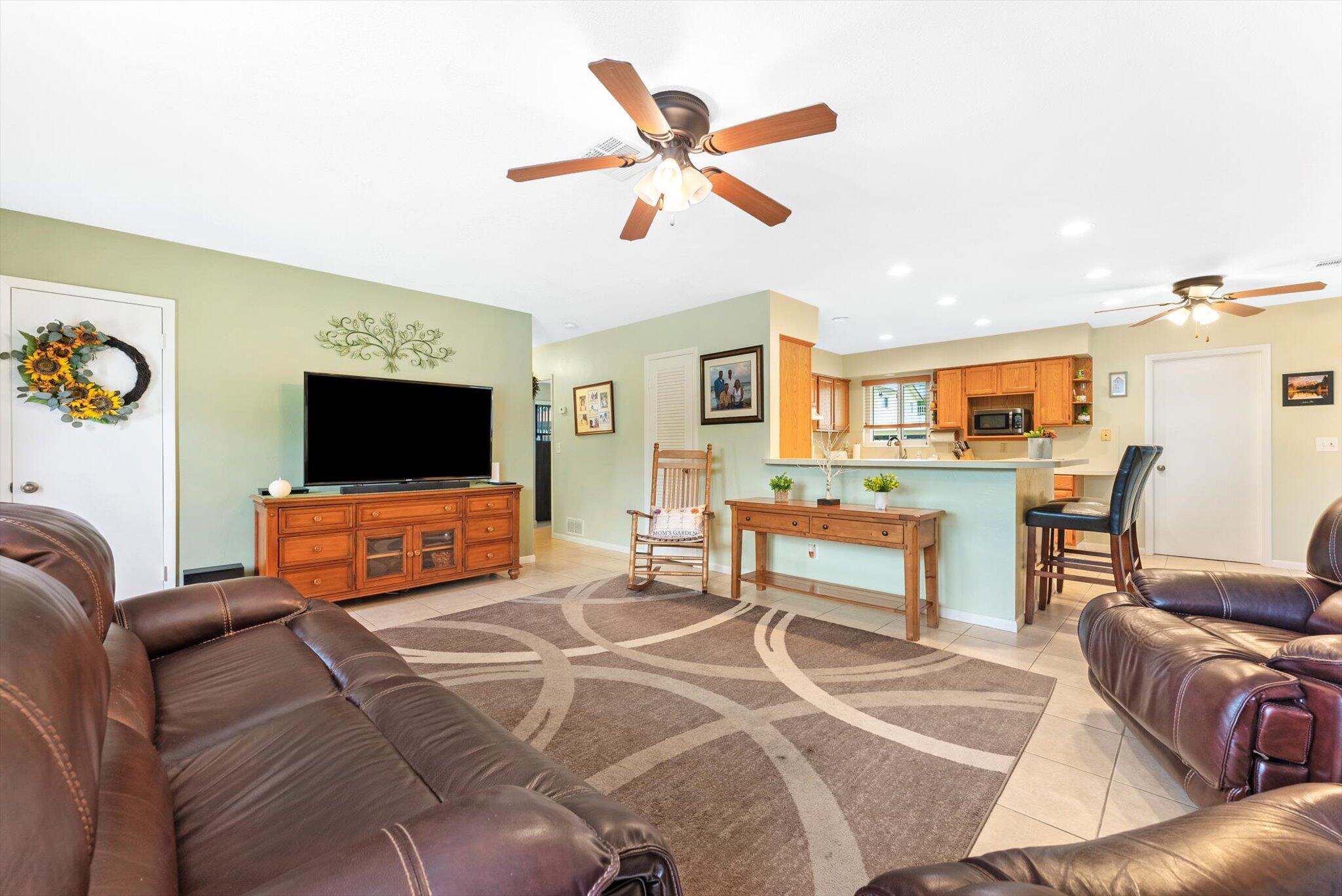4440 NW 10th Street