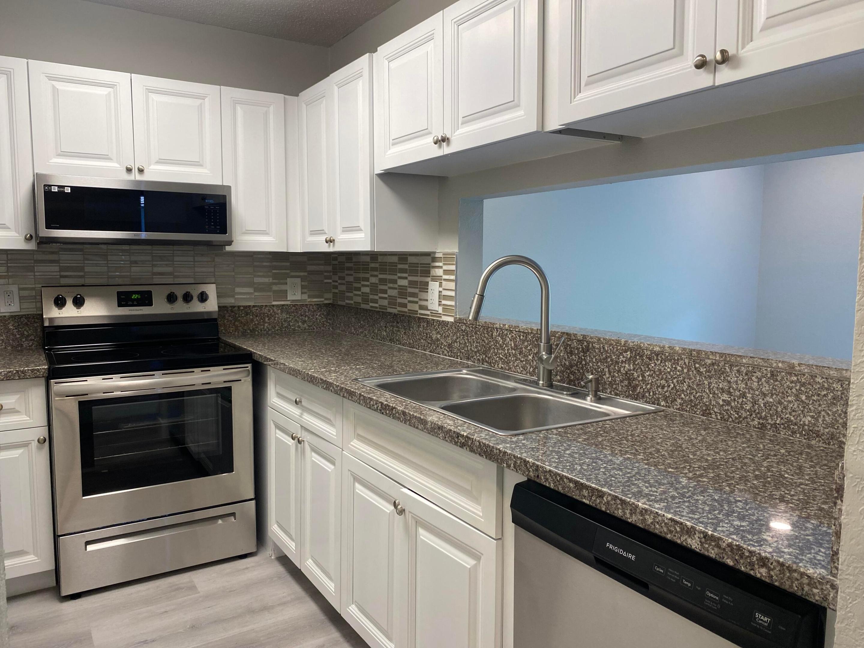 11434 NW 43rd Street 1-4