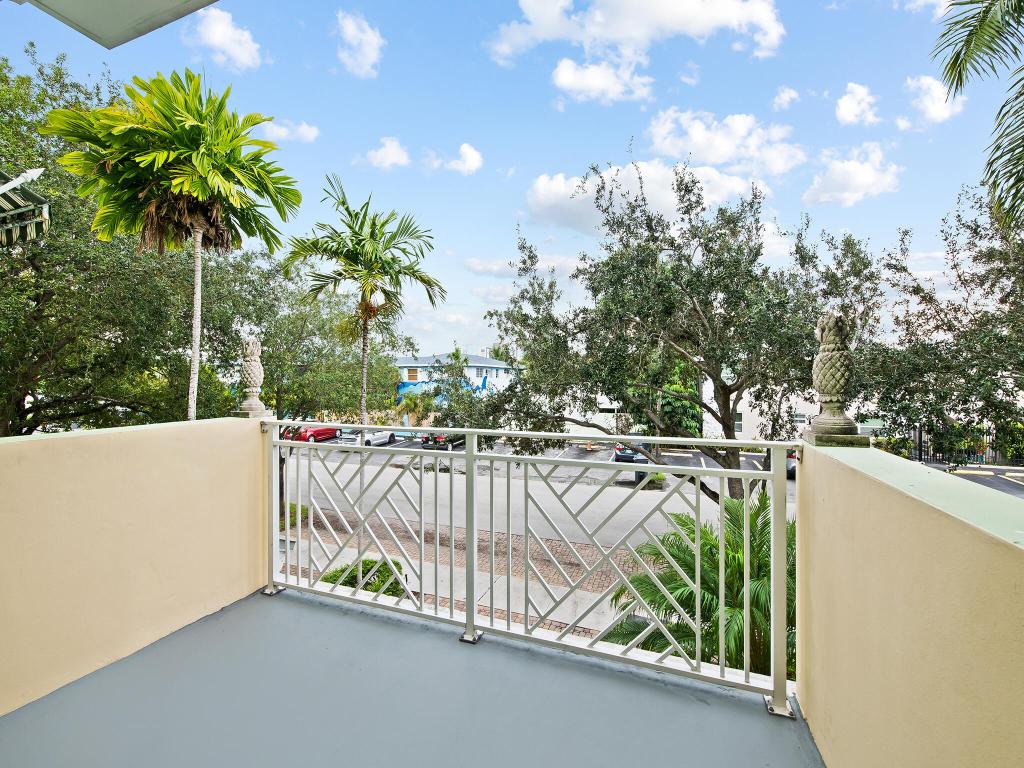 630 SE 15th Street 2