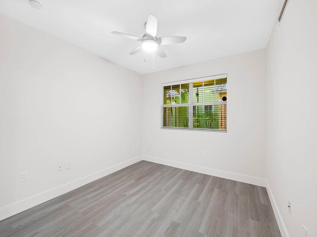 630 SE 15th Street 2