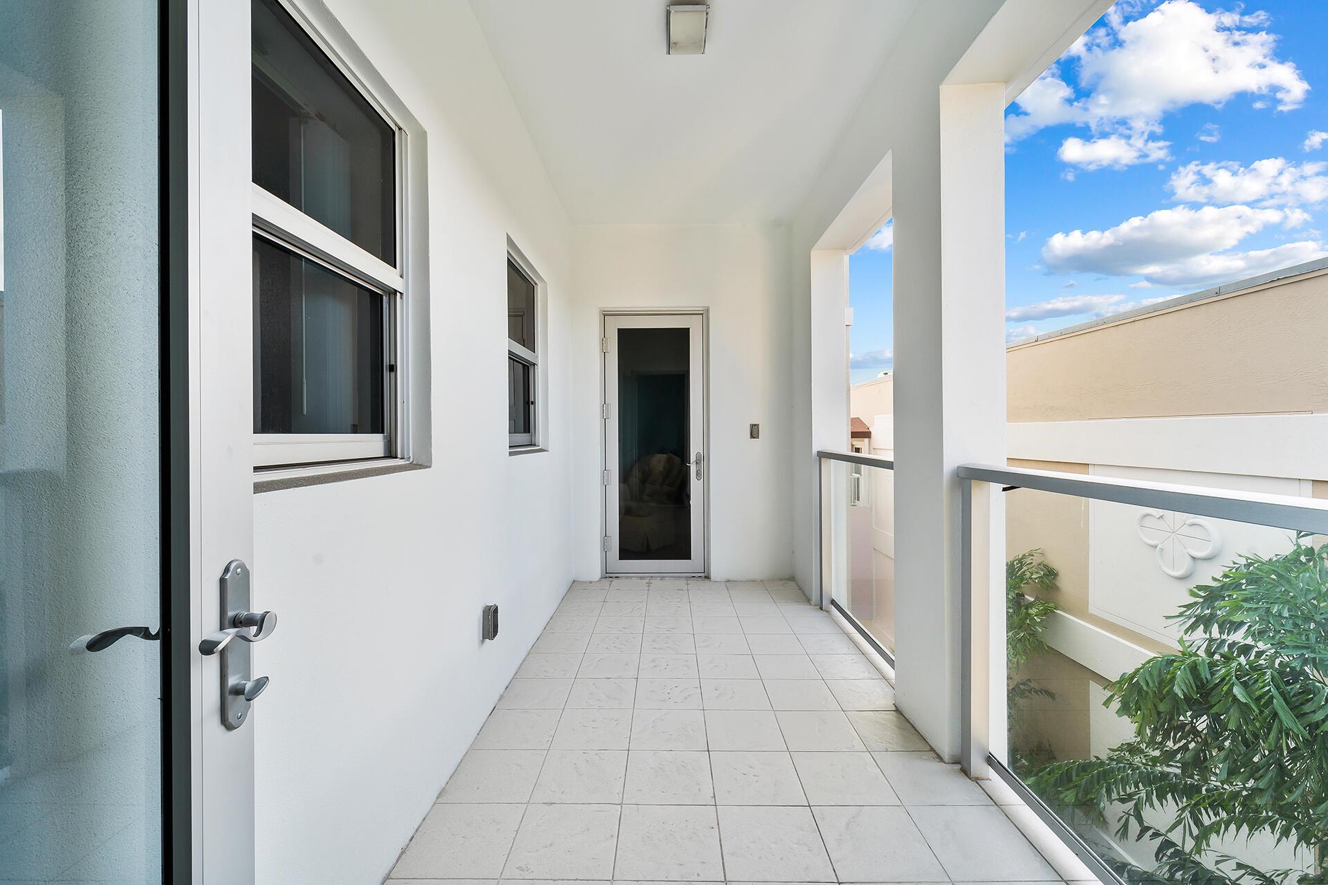 455 E Palmetto Park Road 3e