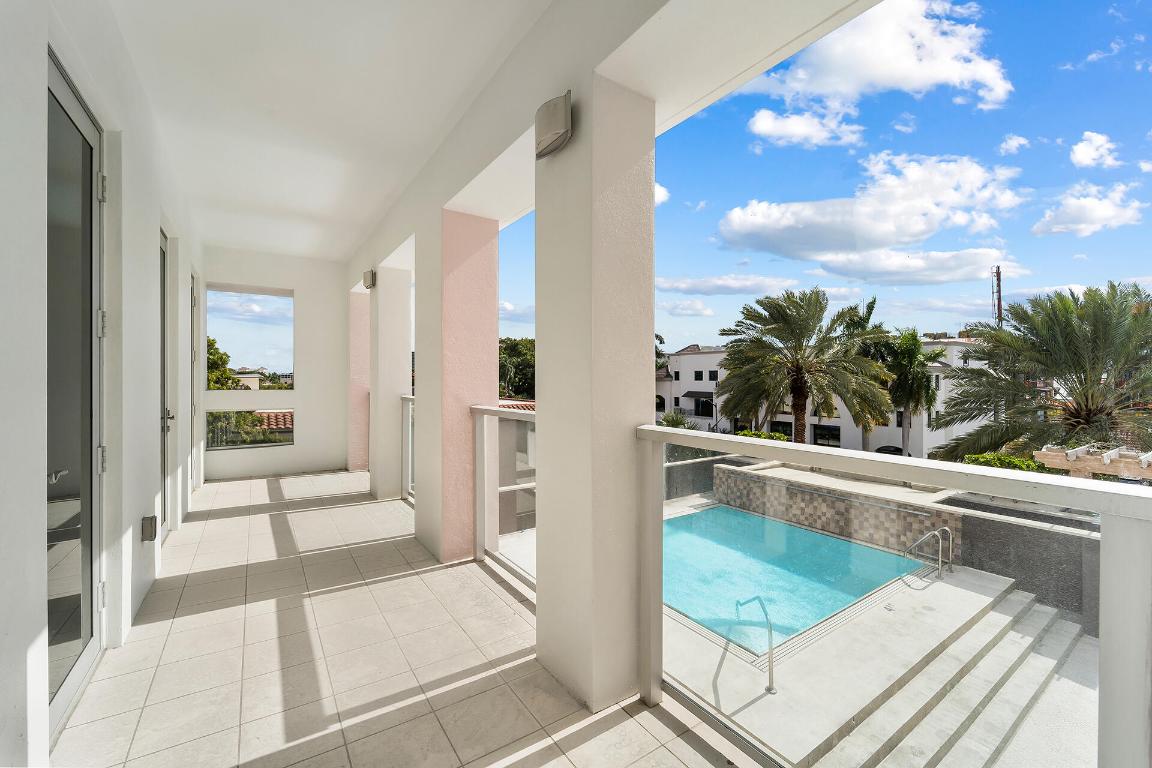 455 E Palmetto Park Road 3e