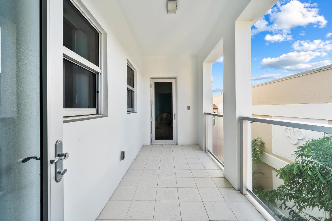 455 E Palmetto Park Road 3e