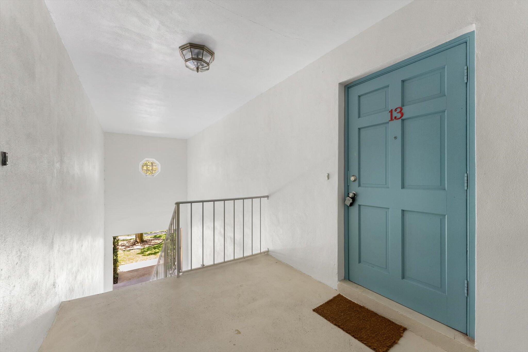 301 Venetian Drive 13