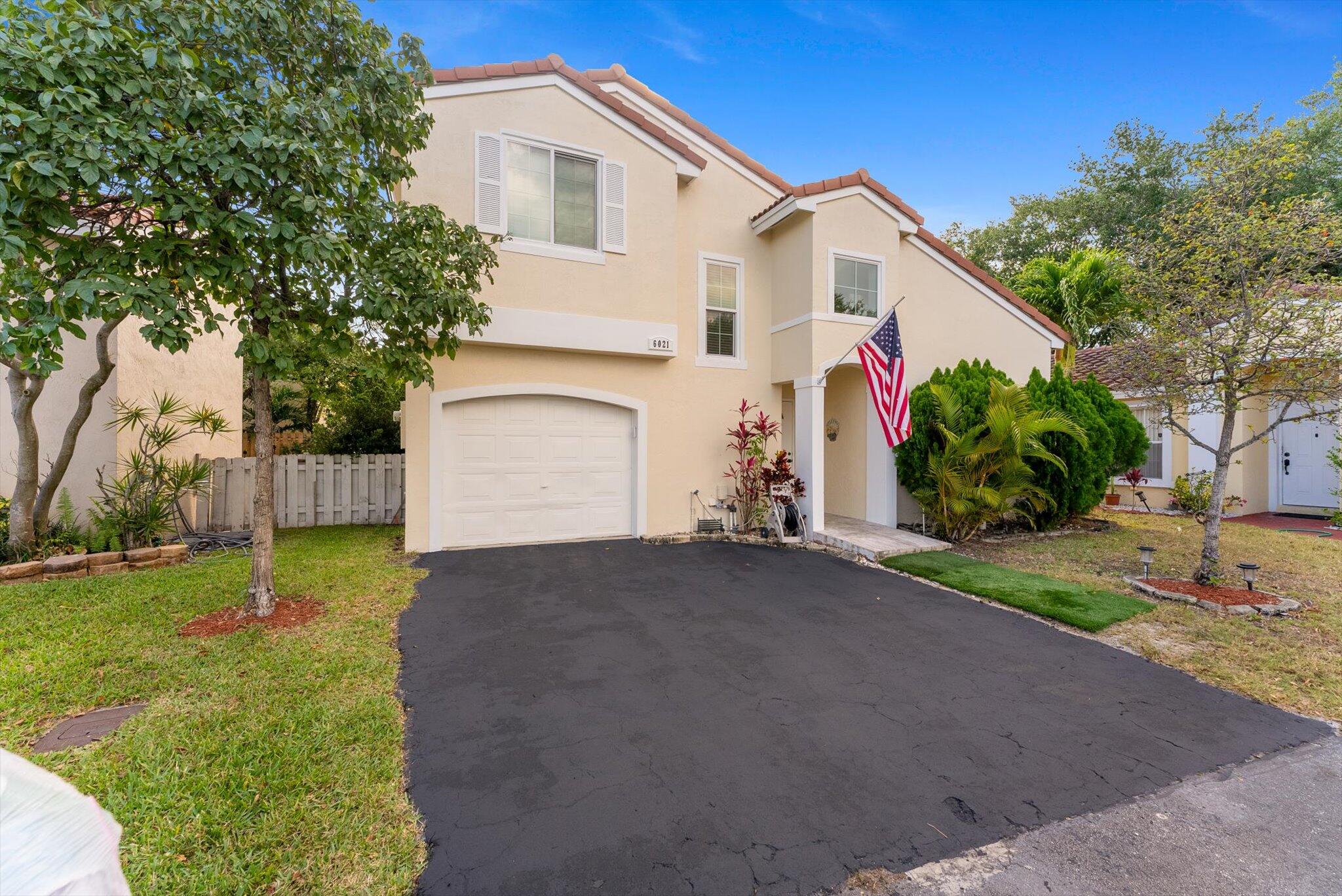 6021 NW 44 Way