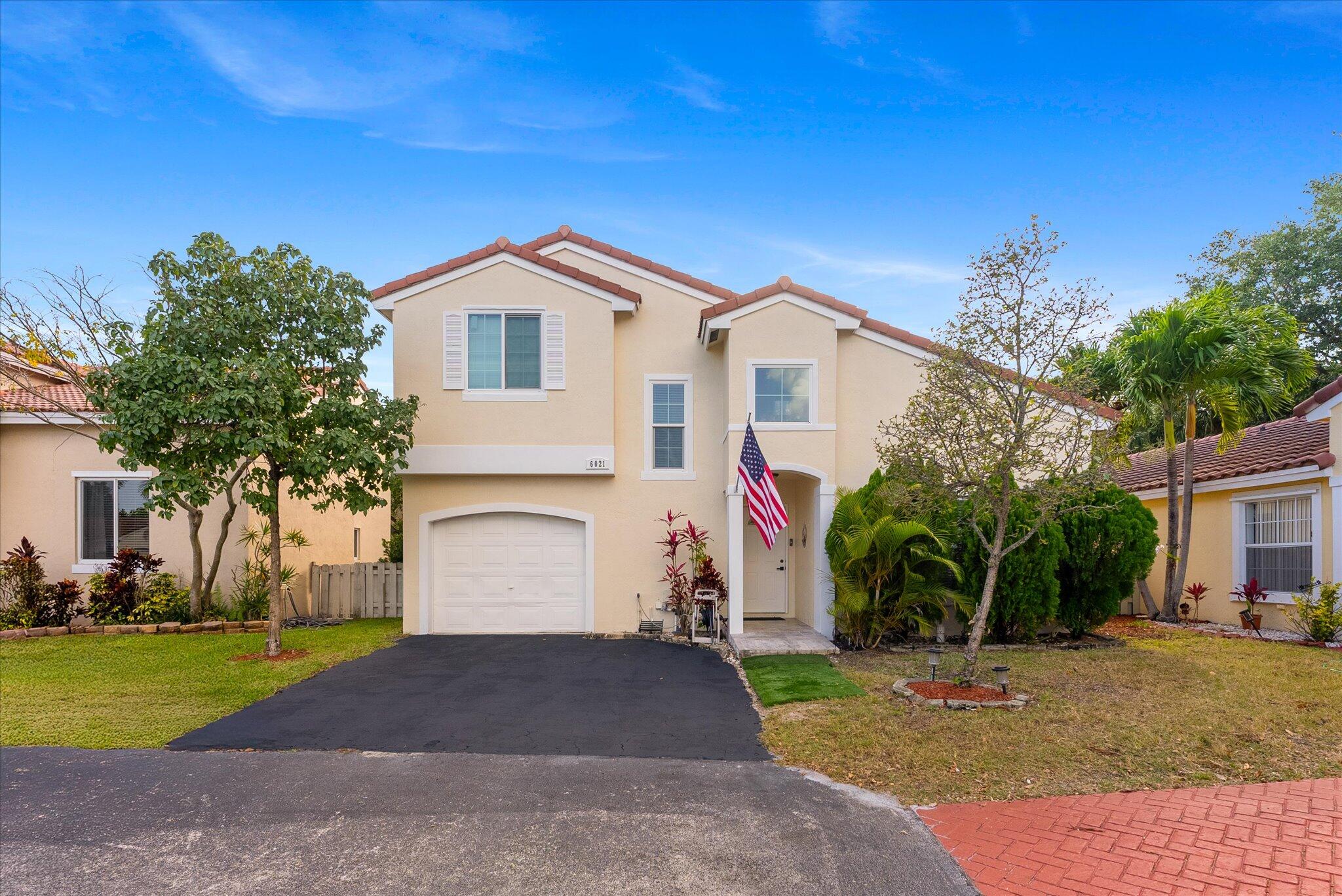 6021 NW 44 Way