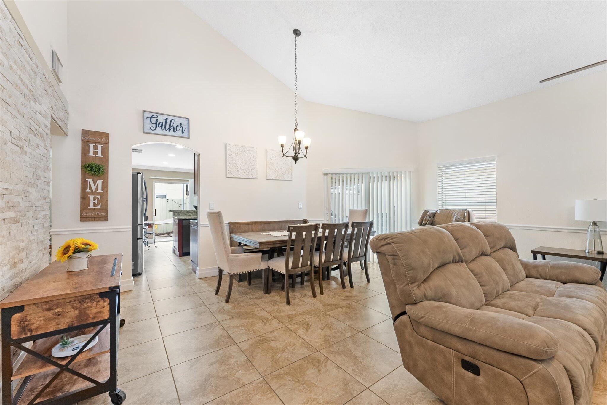 6021 NW 44 Way
