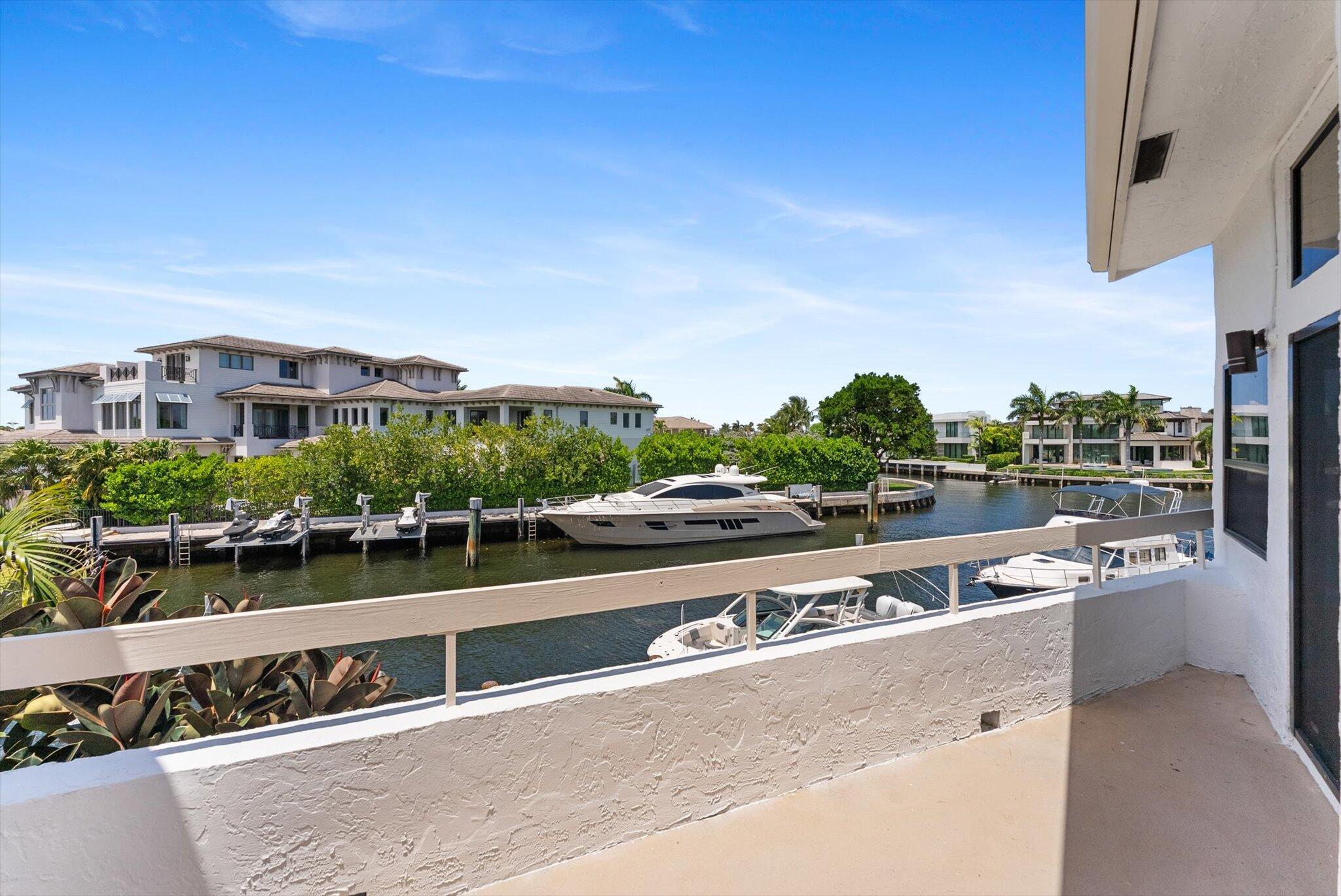 1013 Bel Air Drive 1