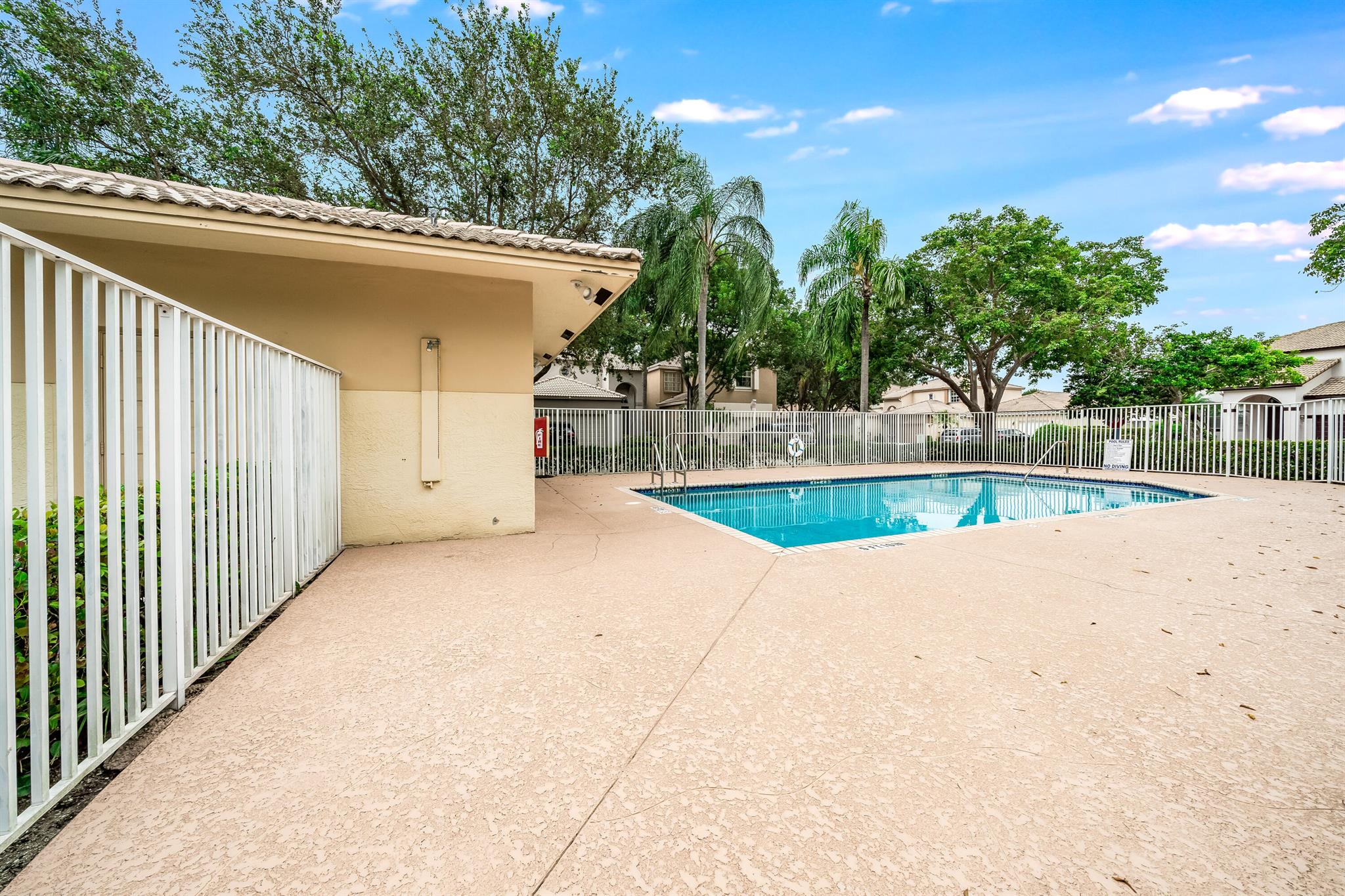 5814 Eagle Cay Lane