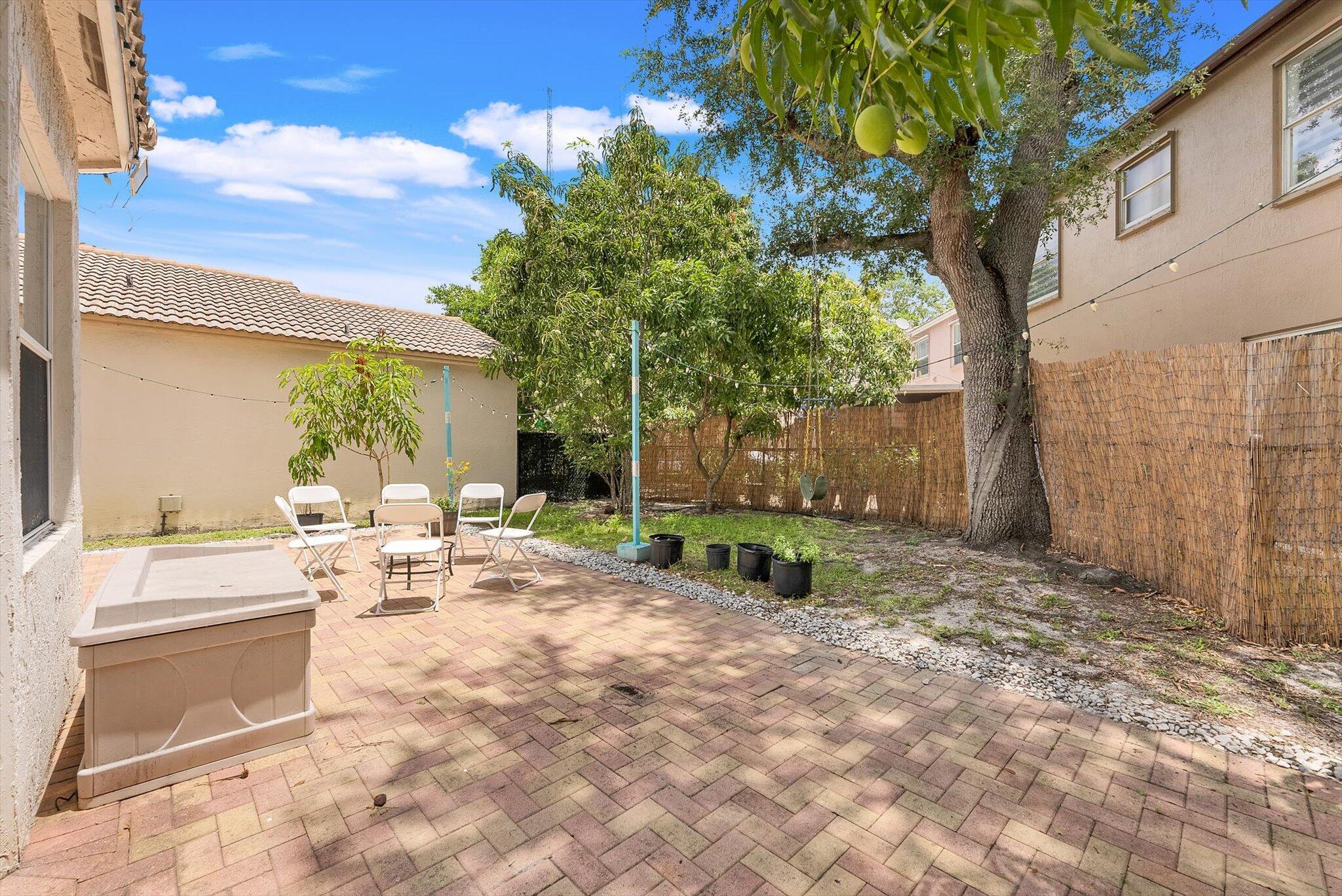 5814 Eagle Cay Lane
