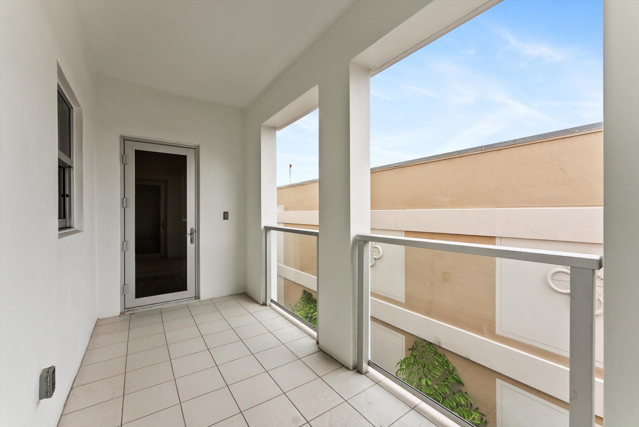 455 E Palmetto Park Road 3e