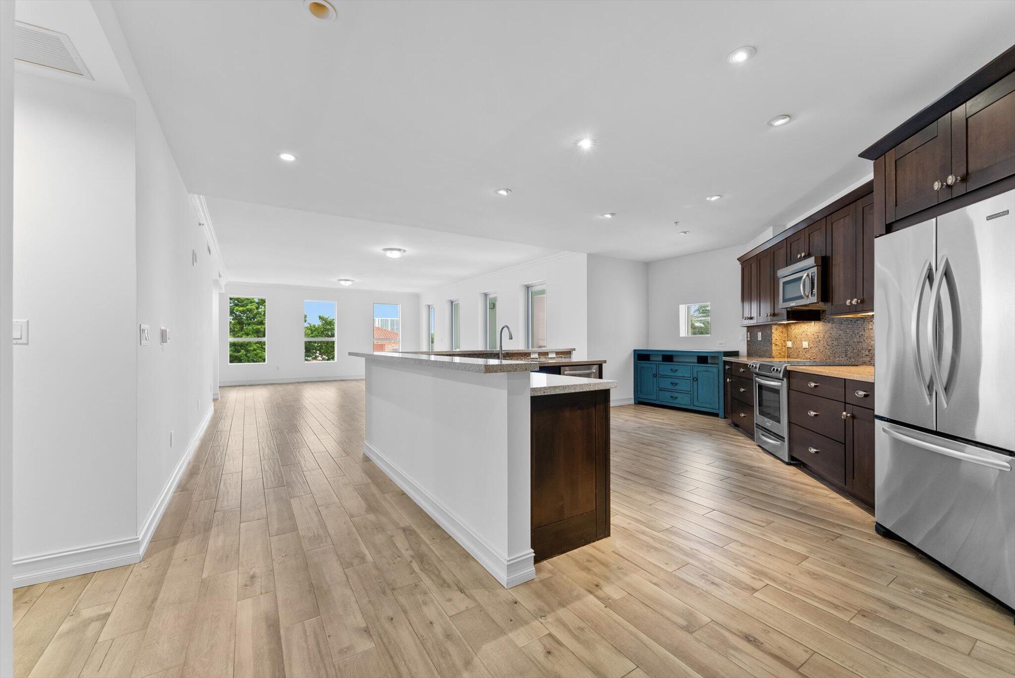 455 E Palmetto Park Road 3e