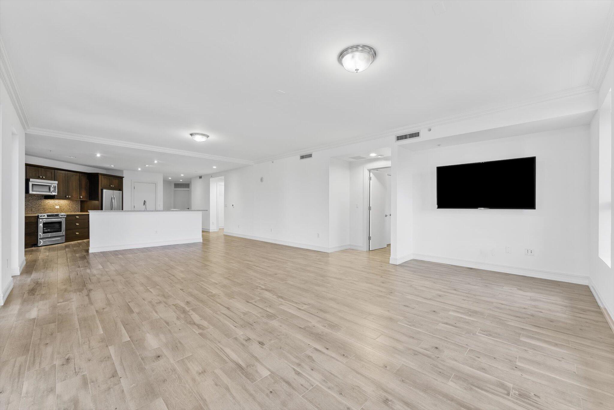 455 E Palmetto Park Road 3e