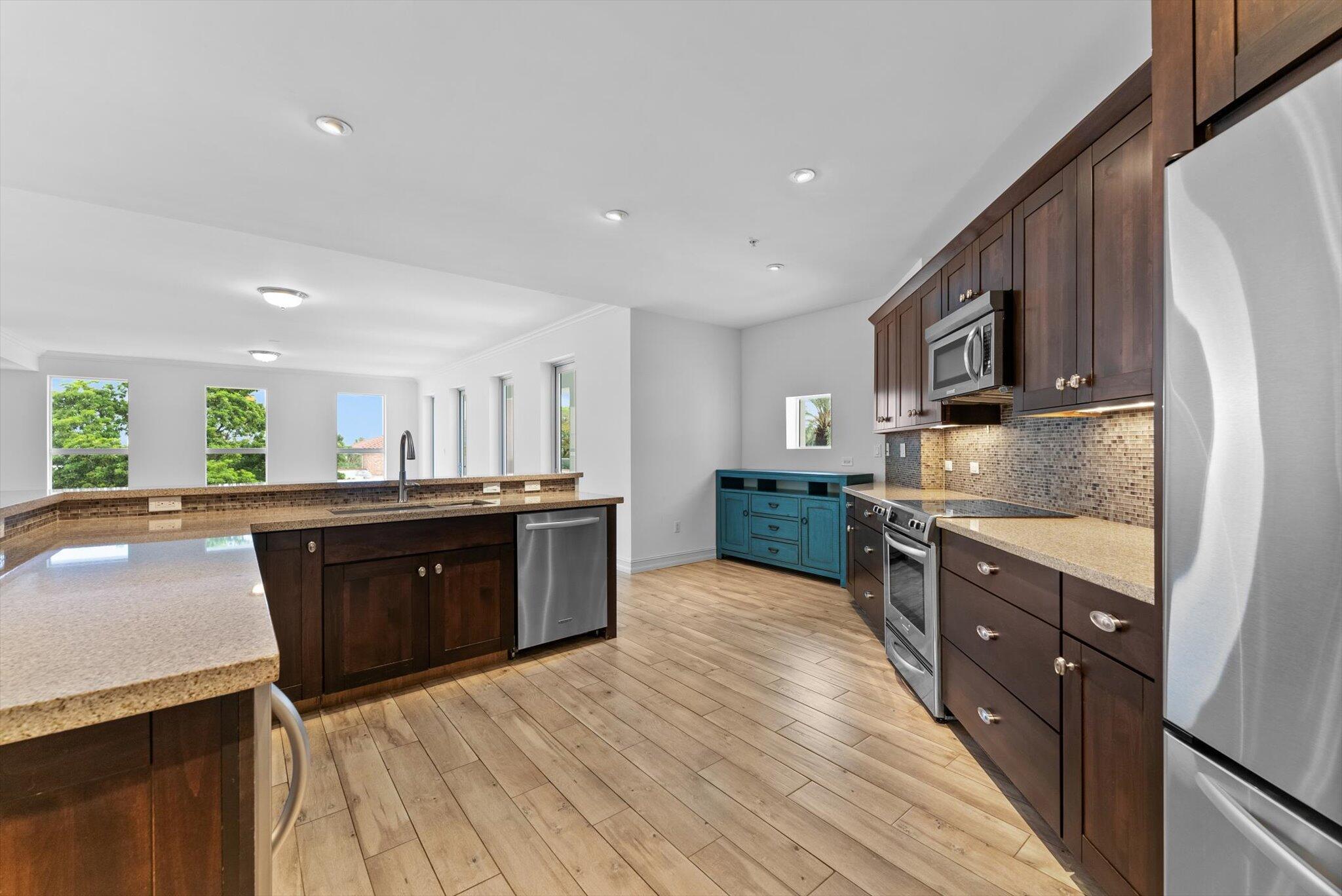 455 E Palmetto Park Road 3e