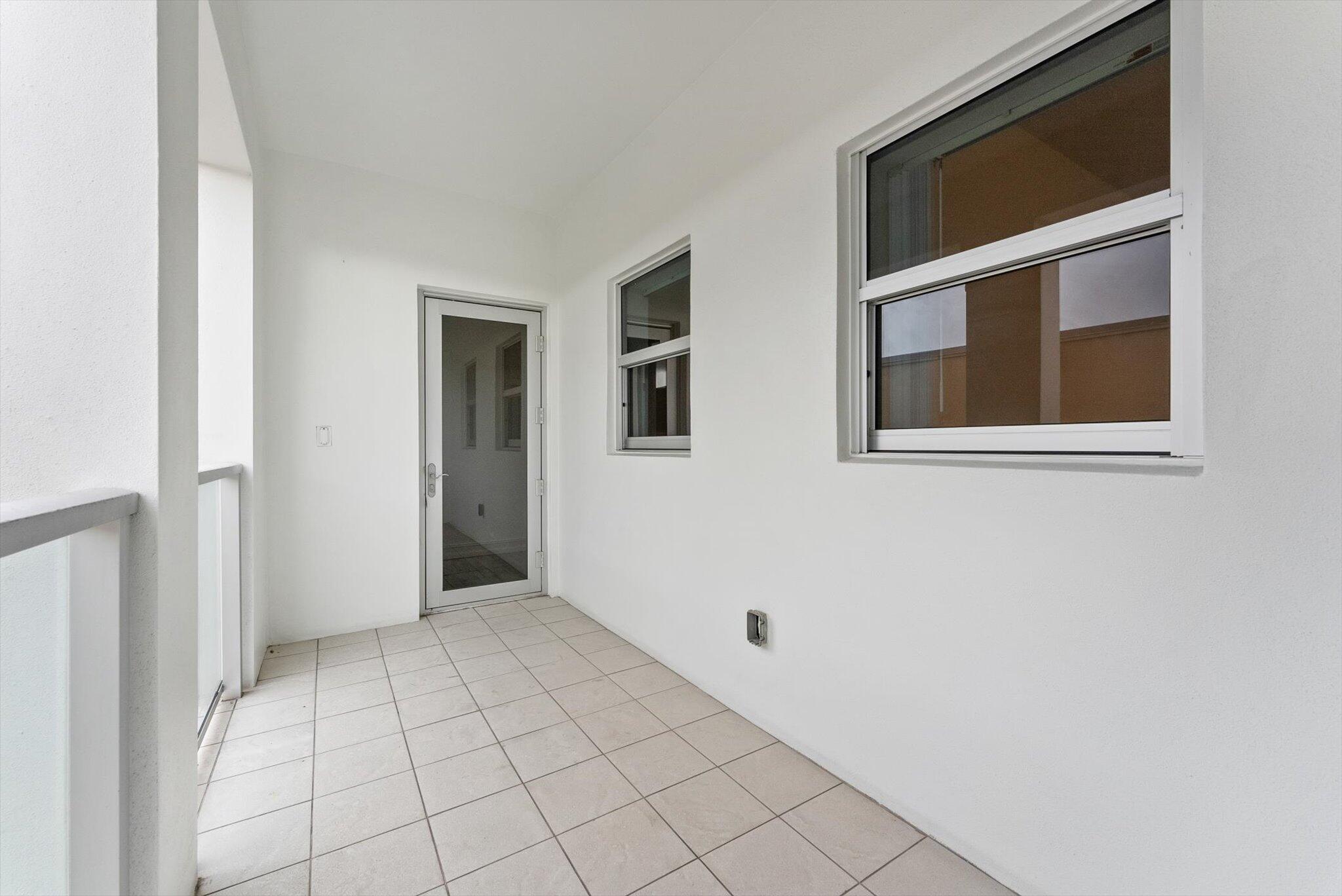 455 E Palmetto Park Road 3e
