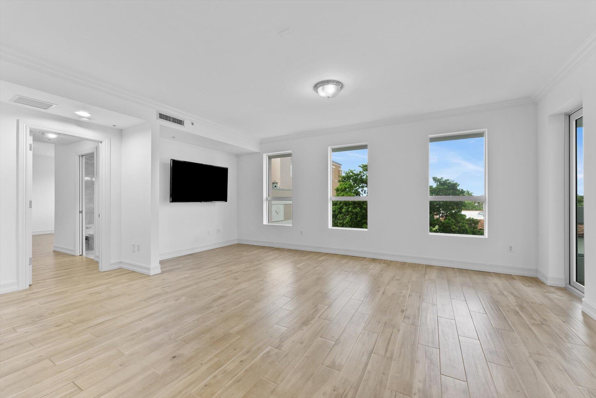455 E Palmetto Park Road 3e