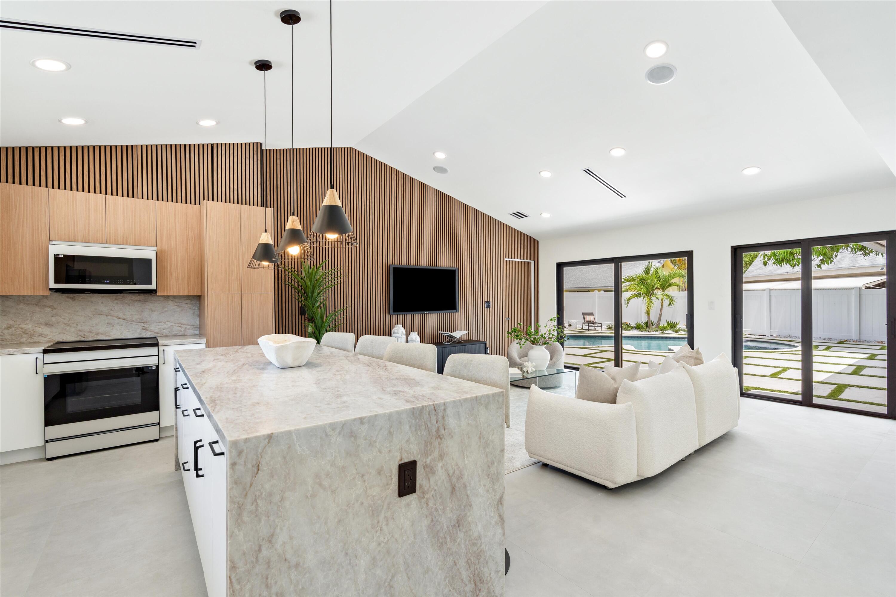 3701 NW 8th Street