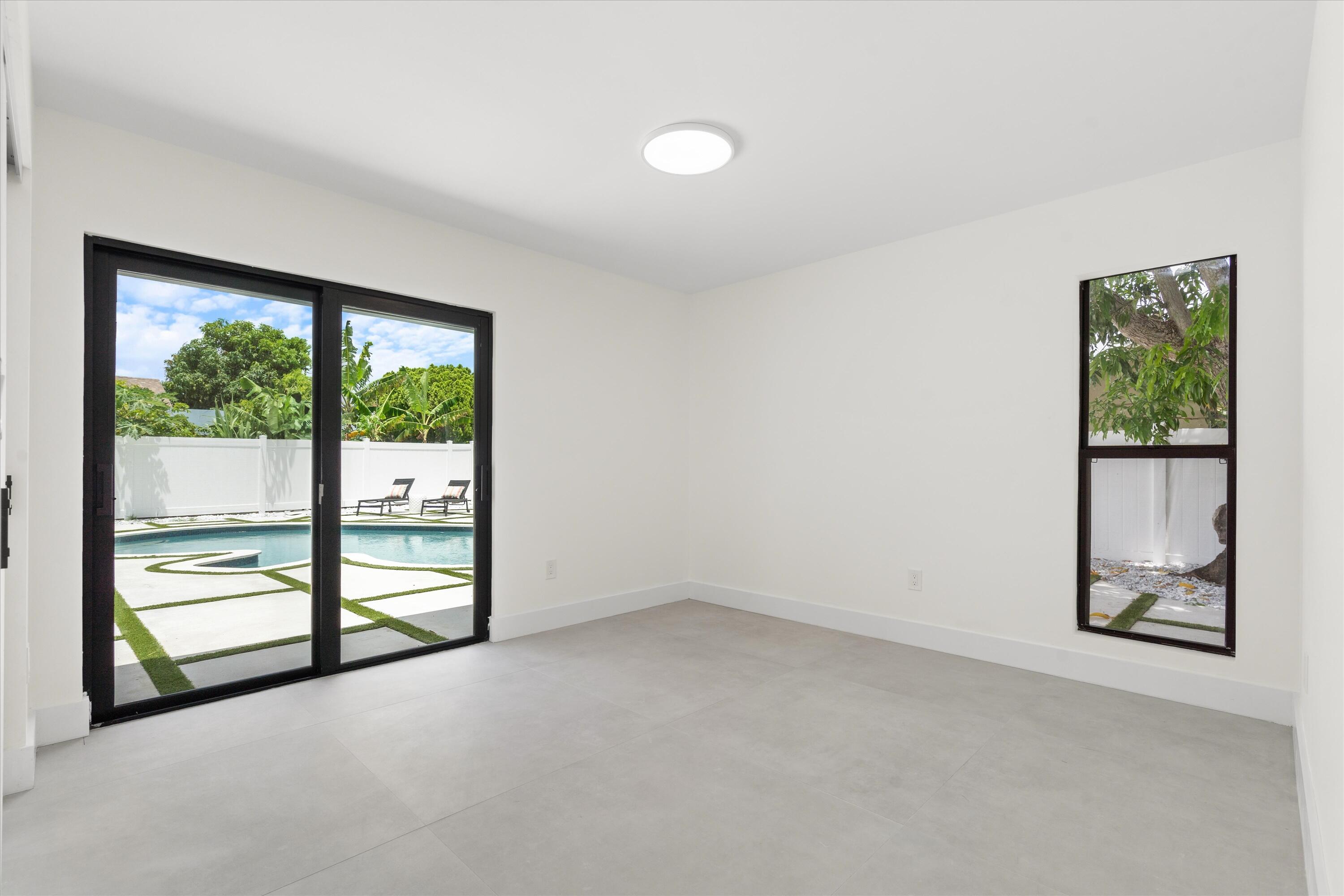 3701 NW 8th Street