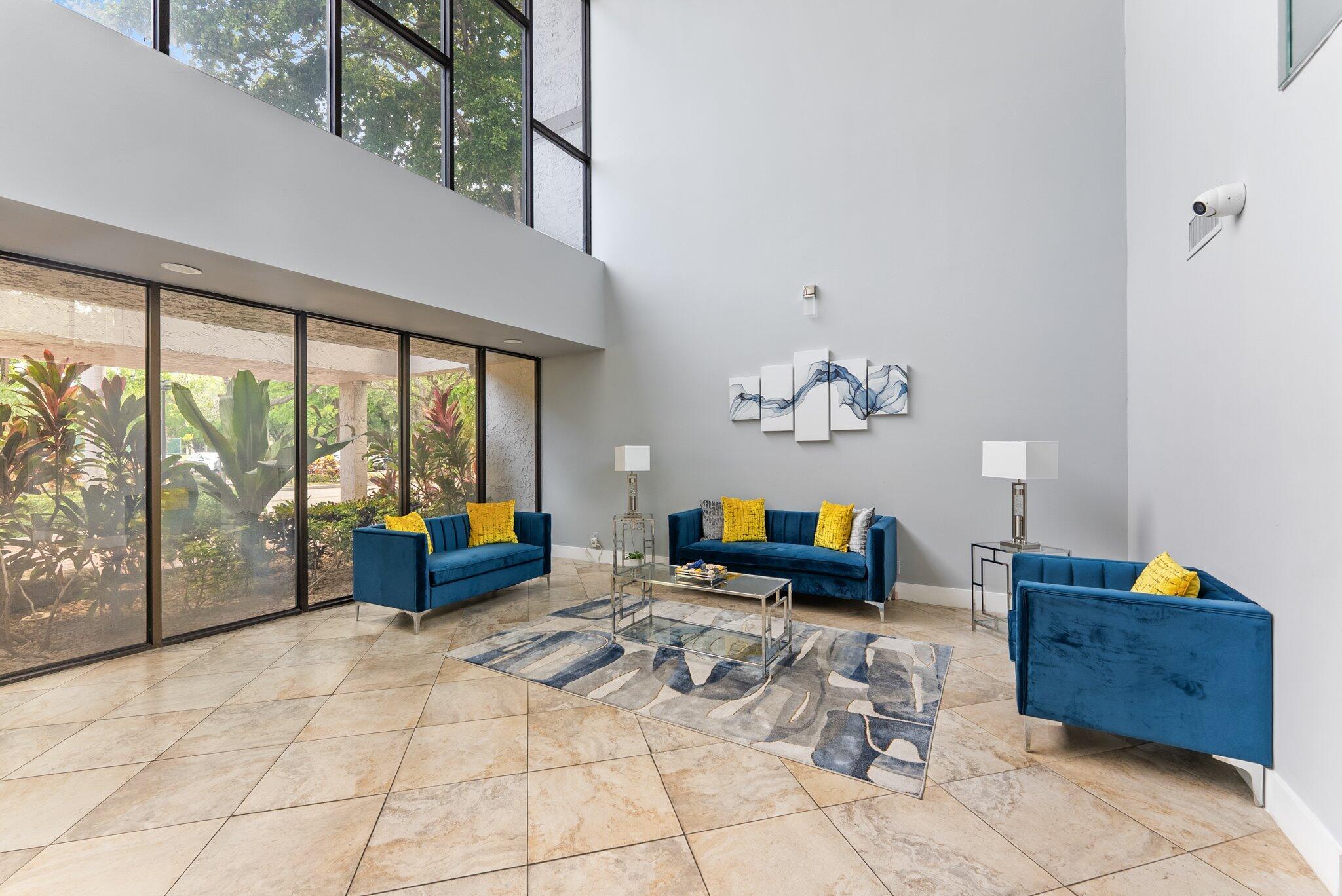 16401 Golf Club Road 211
