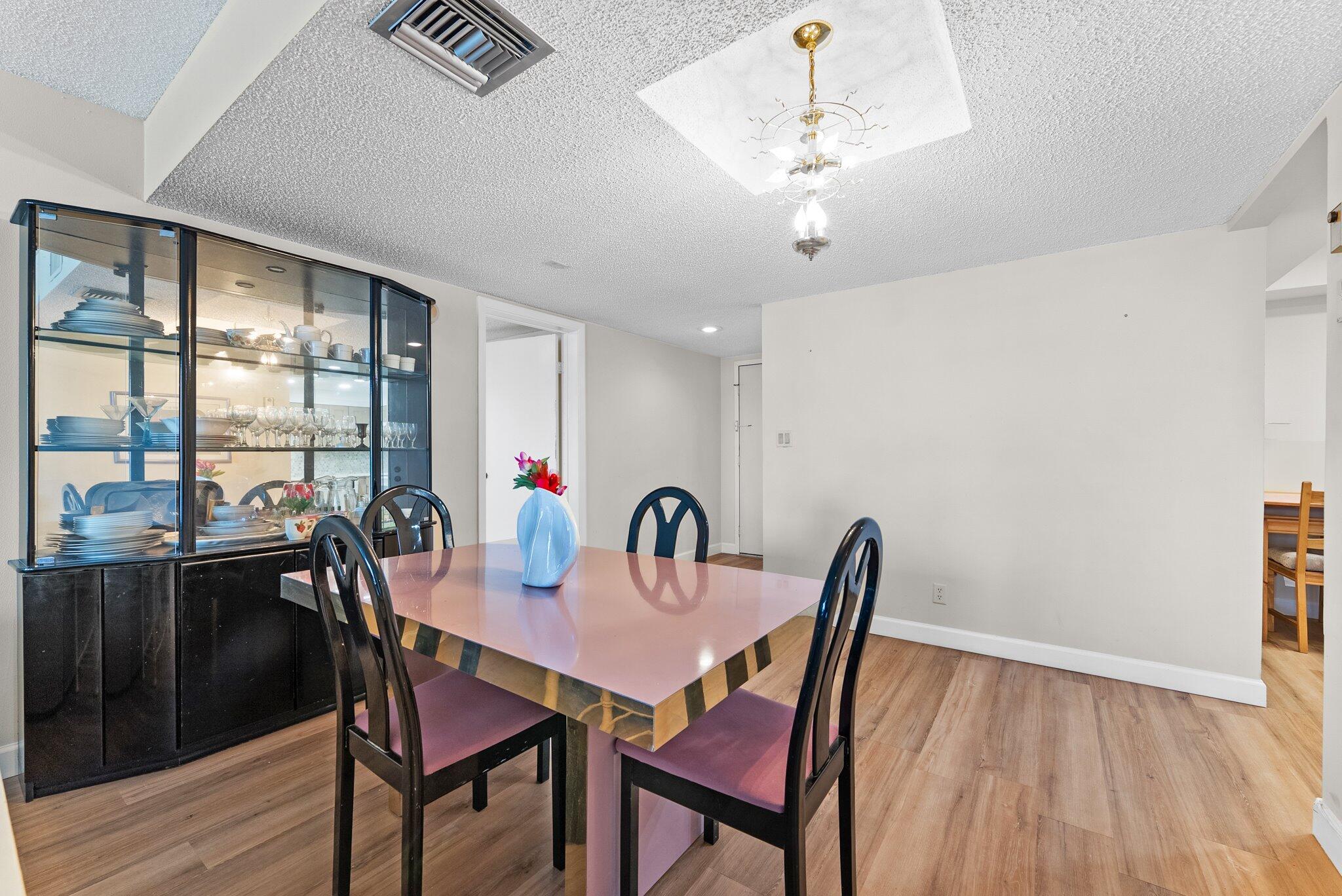 16401 Golf Club Road 211