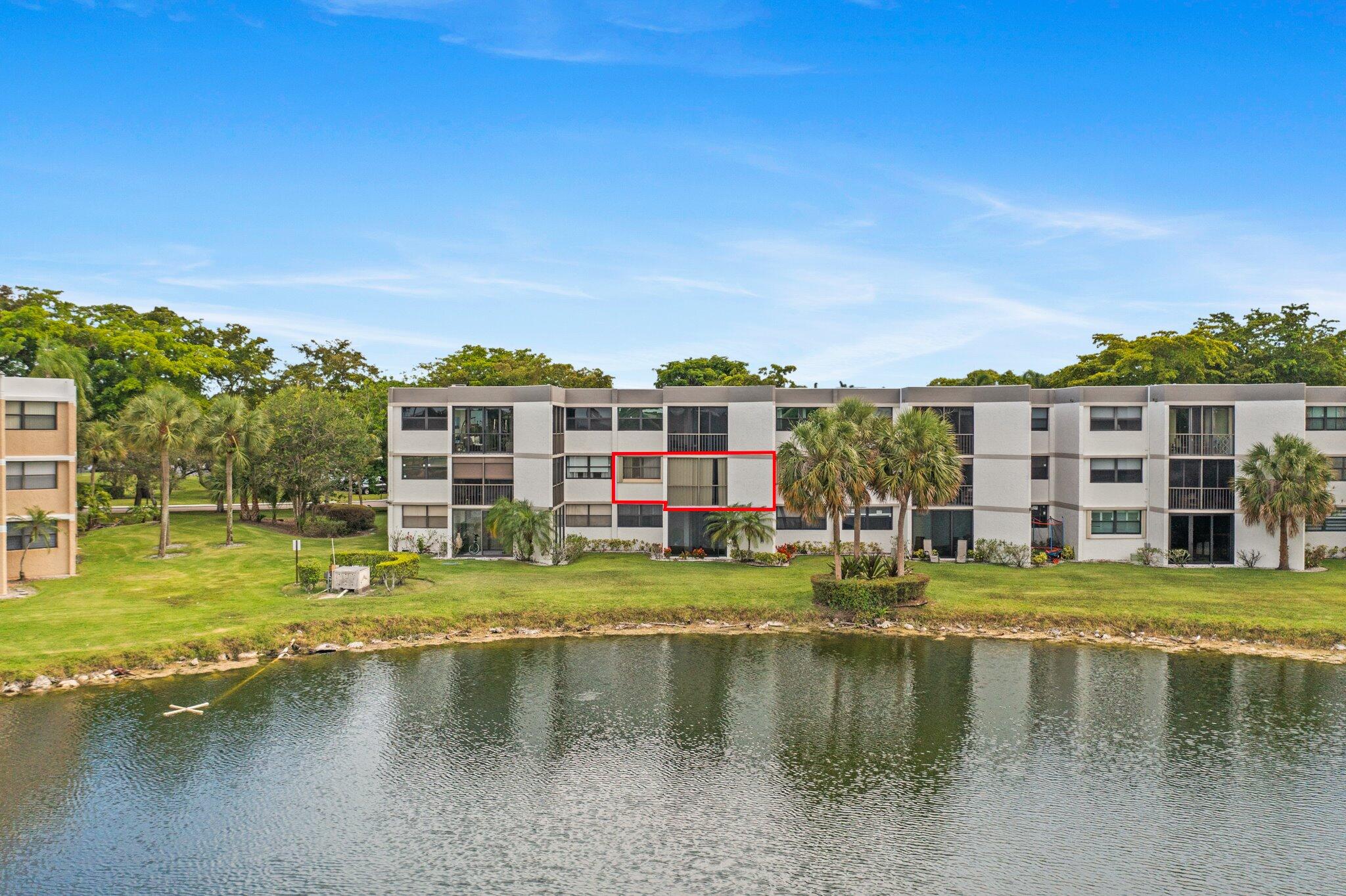 16401 Golf Club Road 211