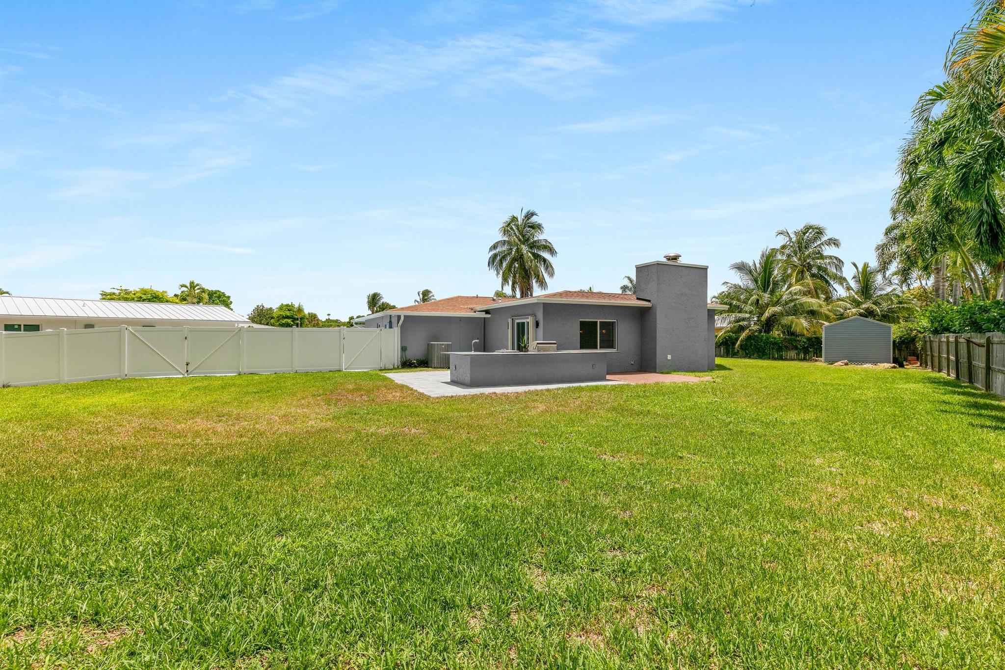 1721 SW 10th Street