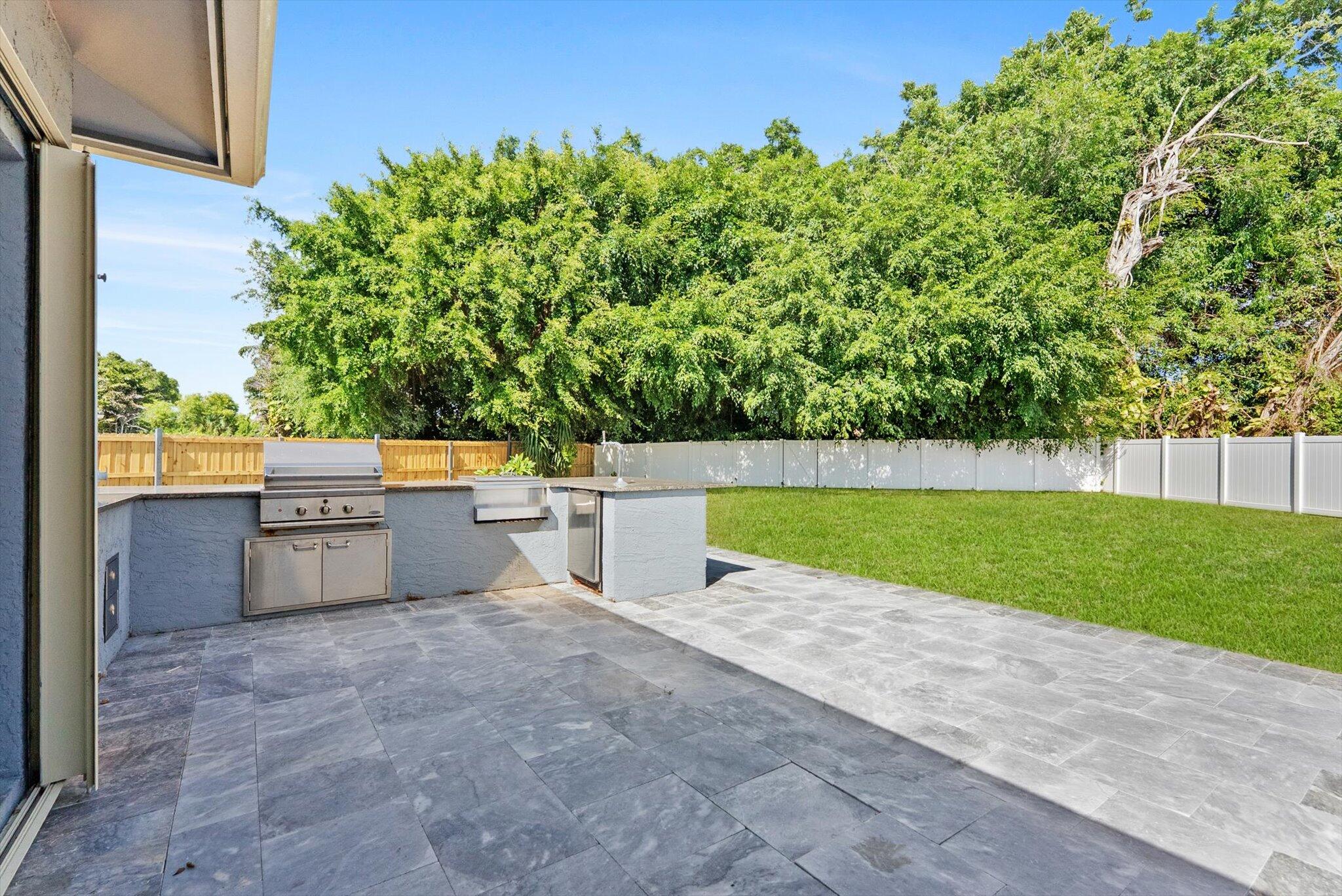 1721 SW 10th Street