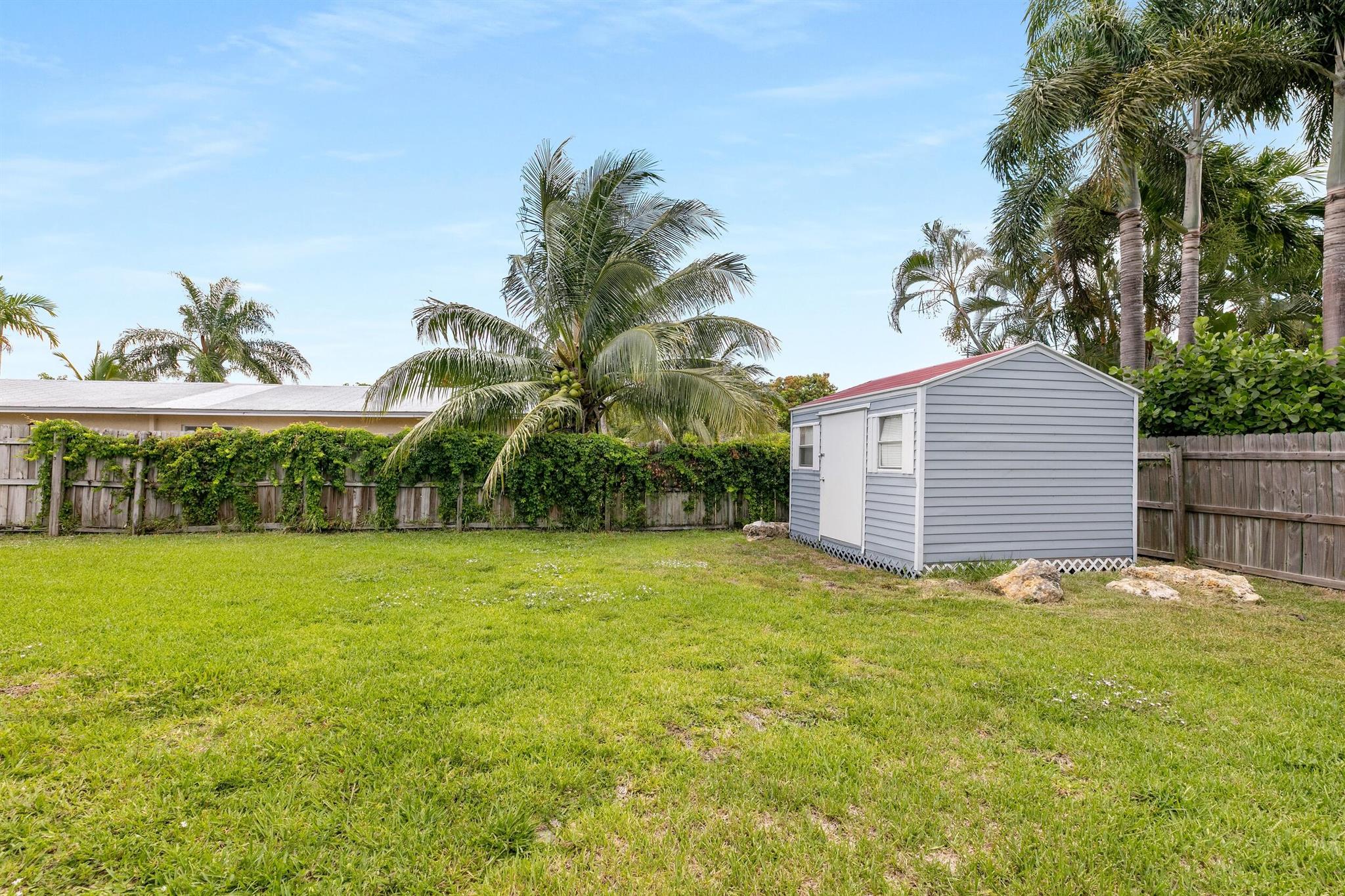 1721 SW 10th Street