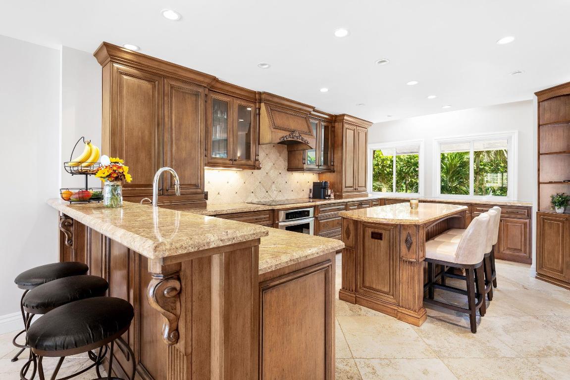 555 S Ocean Boulevard 4