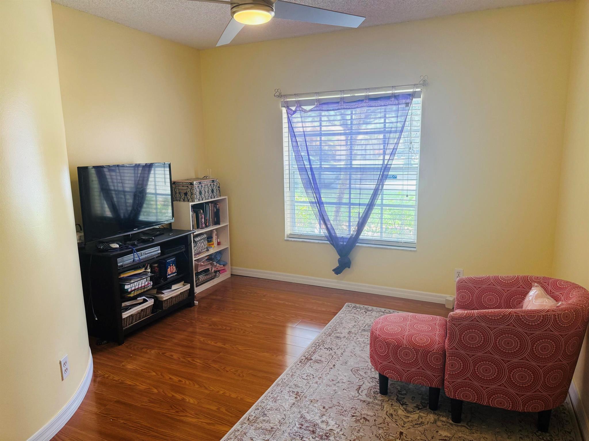 5600 NW 38th Terrace