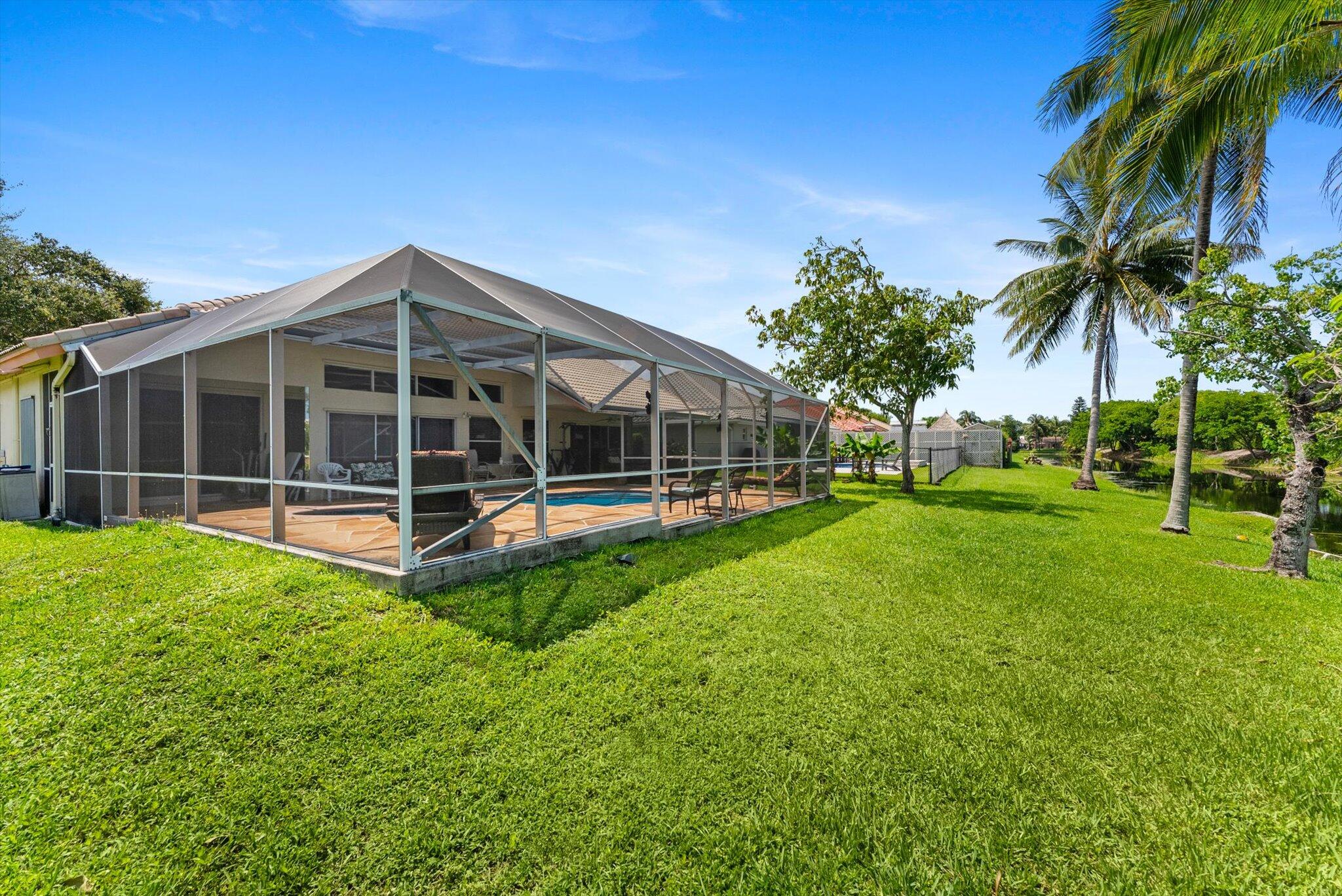 5600 NW 38th Terrace
