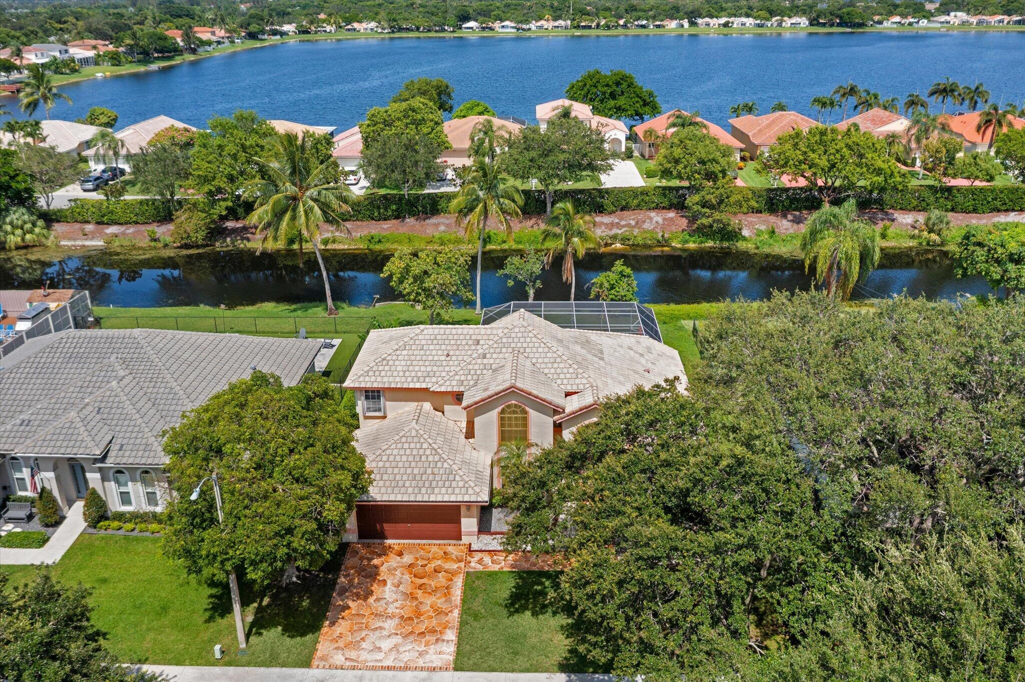 5600 NW 38th Terrace