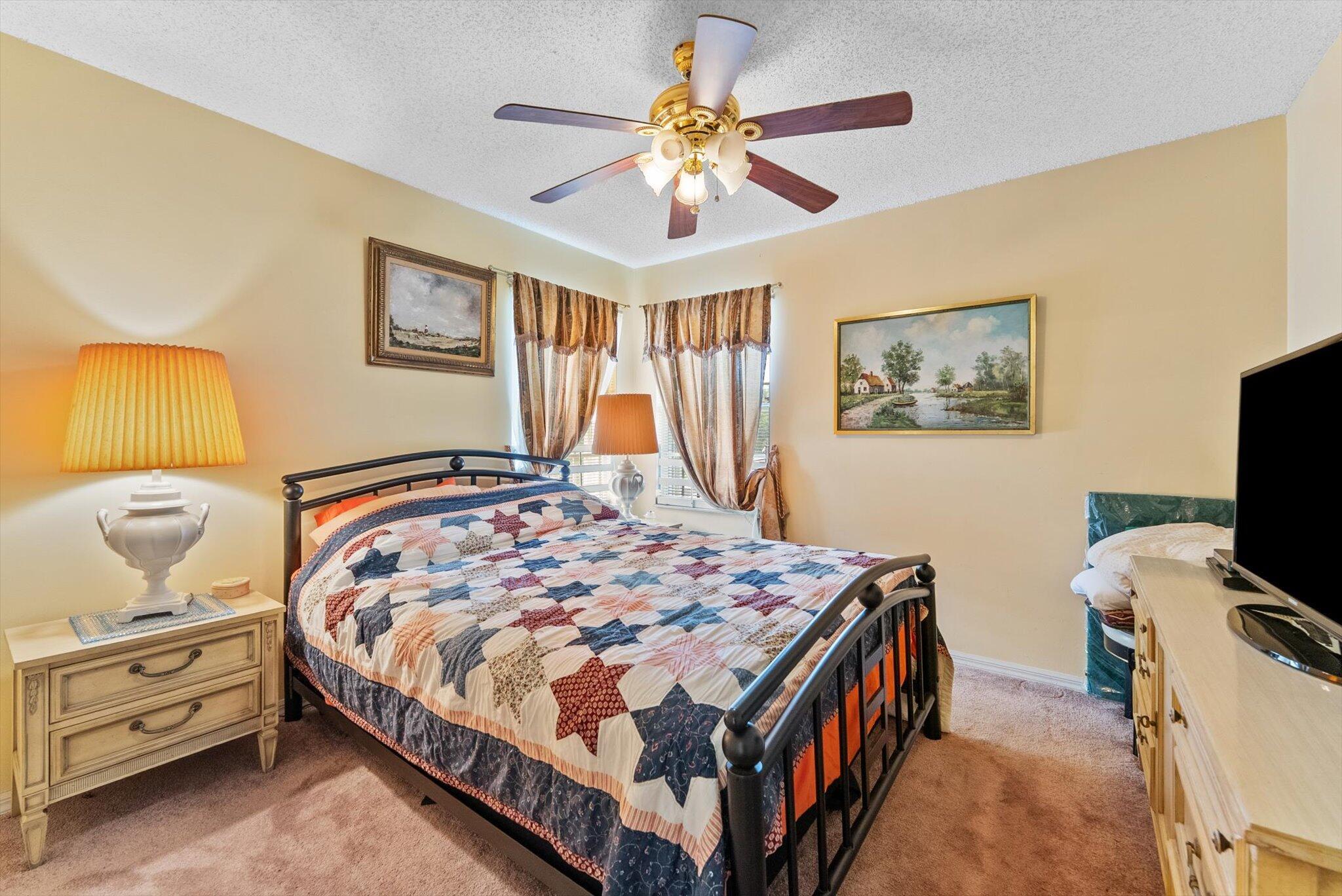 5600 NW 38th Terrace