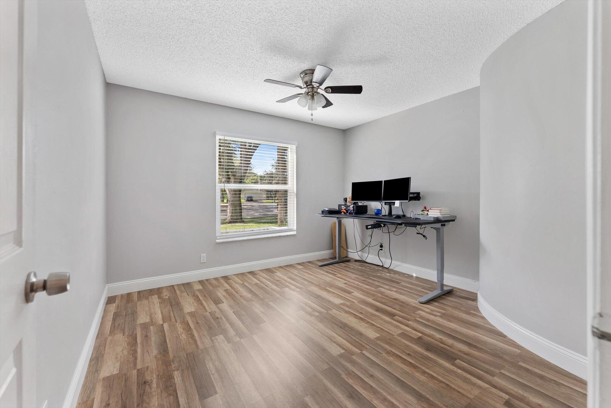 5185 NW 52nd Street